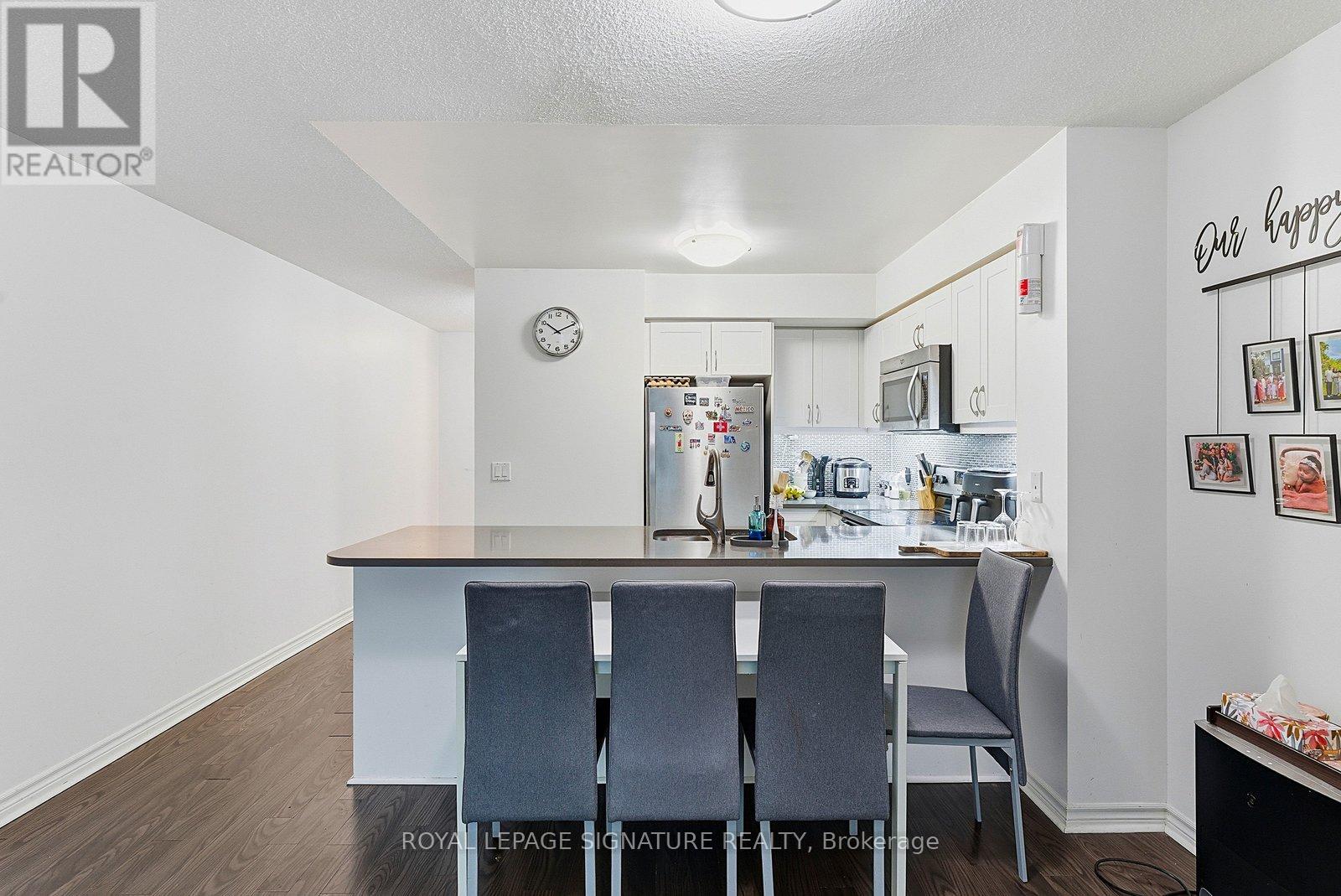 502 - 19 Grand Trunk Crescent, Toronto (Waterfront Communities), Ontario  M5J 3A3 - Photo 6 - C12695080