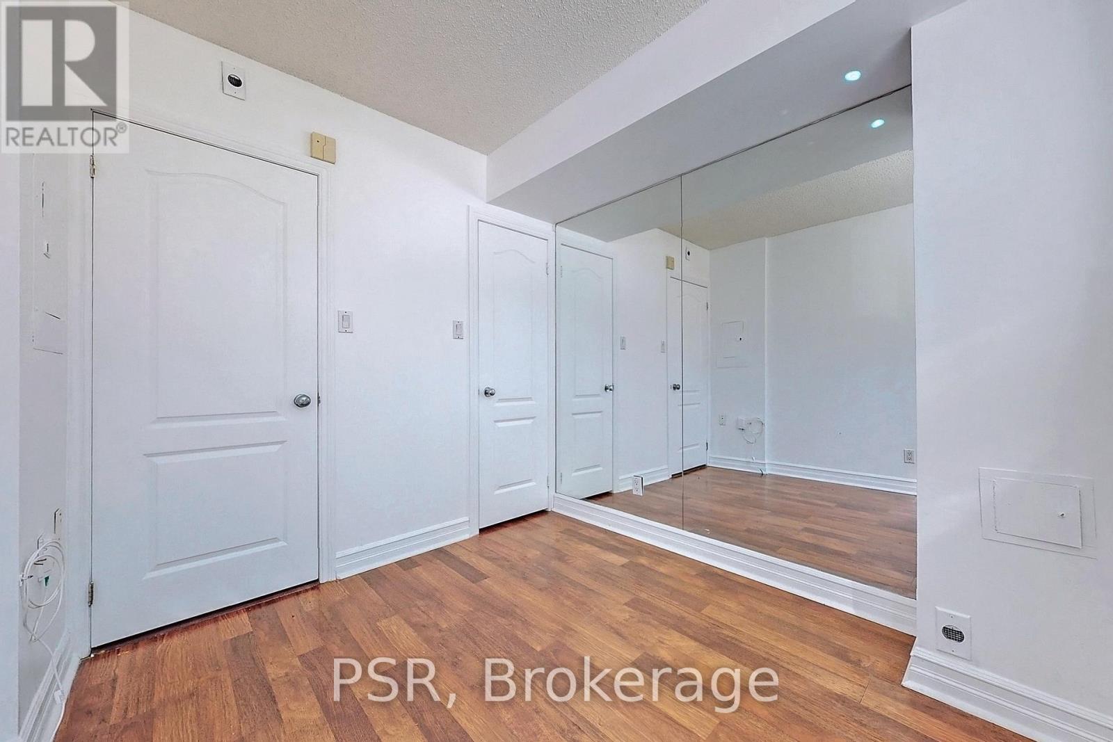 301 - 3 Shank Street, Toronto, Ontario  M6J 3W9 - Photo 14 - C12695190