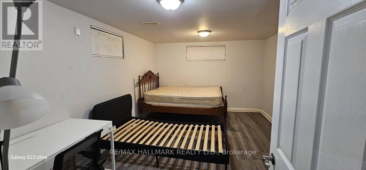 Bsmt - 283 Bogert Avenue, Toronto, Ontario  M2N 1L4 - Photo 7 - C12695204