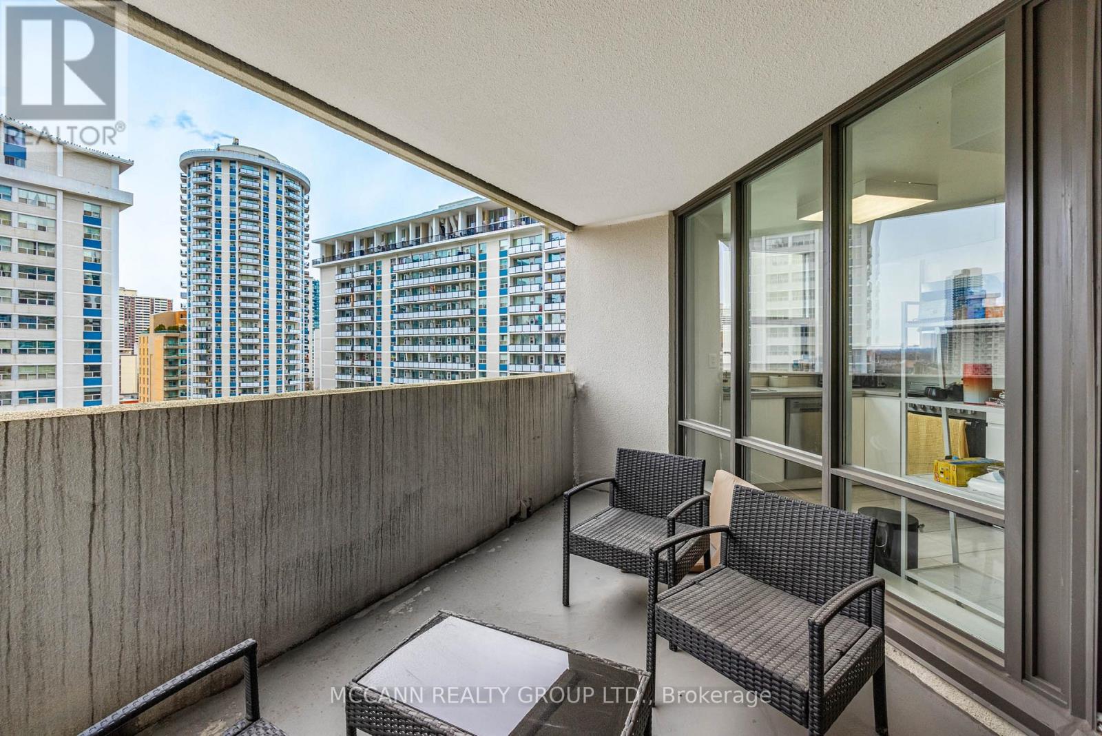 1102 - 25 Maitland Street, Toronto, Ontario  M4Y 2W1 - Photo 18 - C12695242