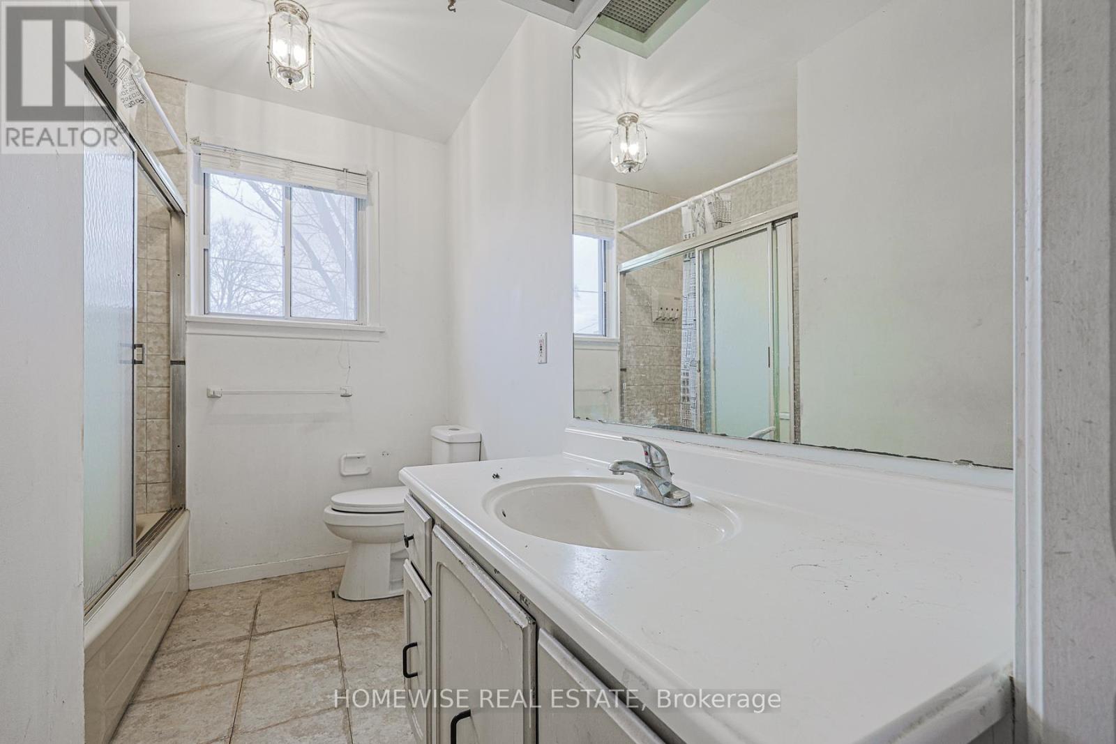 159 Alfred Avenue, Toronto, Ontario  M2N 3J3 - Photo 2 - C12695260