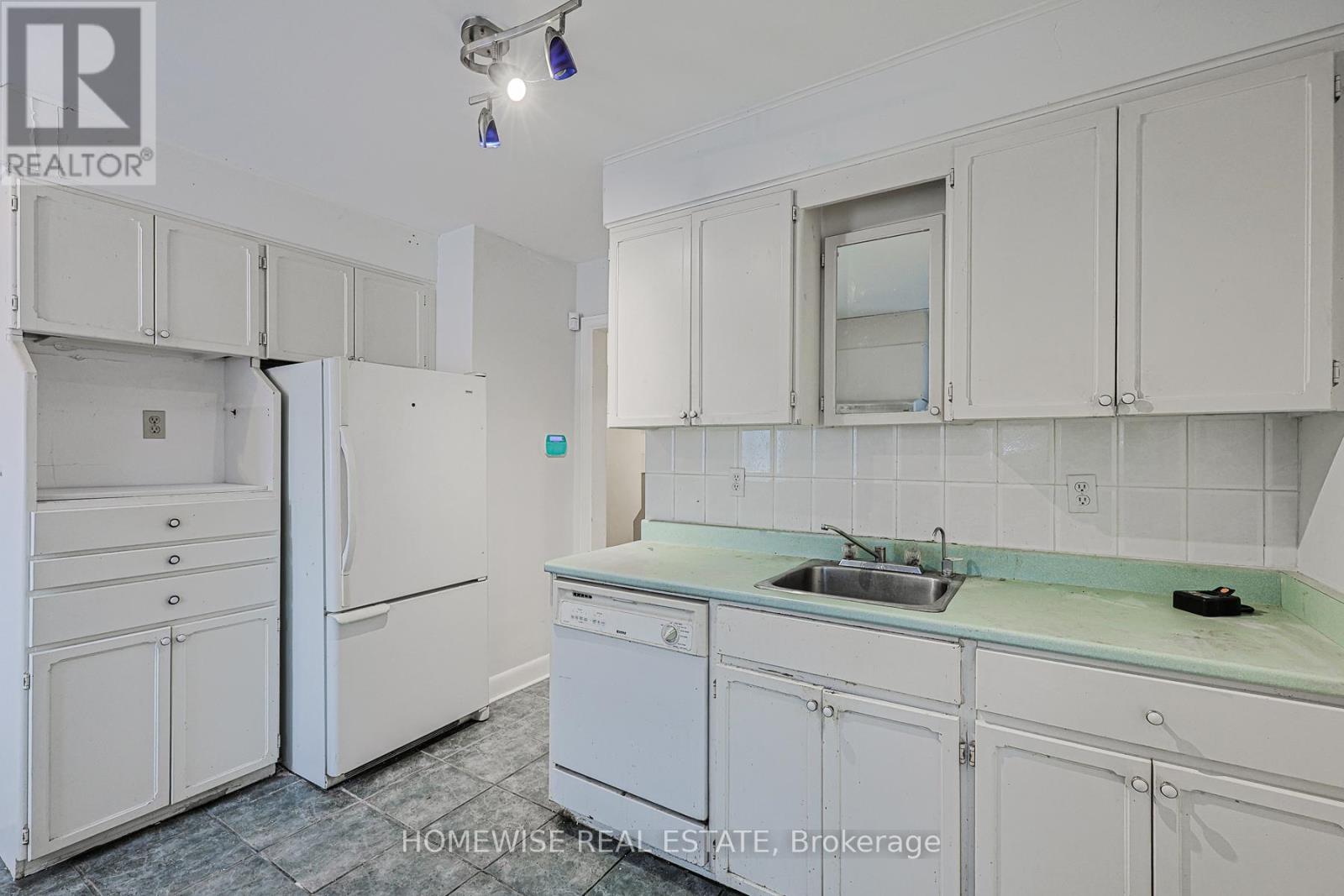 159 Alfred Avenue, Toronto, Ontario  M2N 3J3 - Photo 31 - C12695260