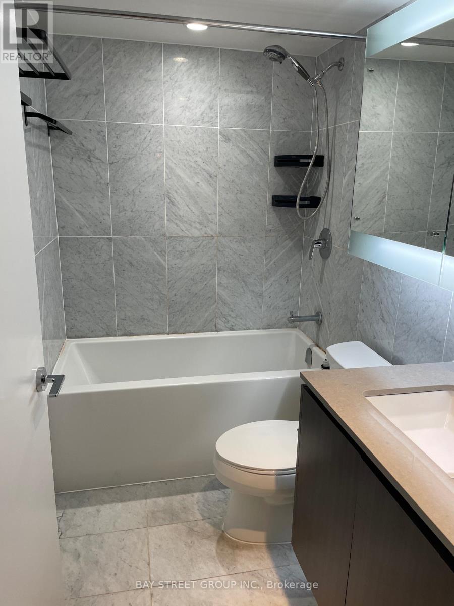 602 - 70 Queens Wharf Road, Toronto, Ontario  M5V 0J2 - Photo 2 - C12695280