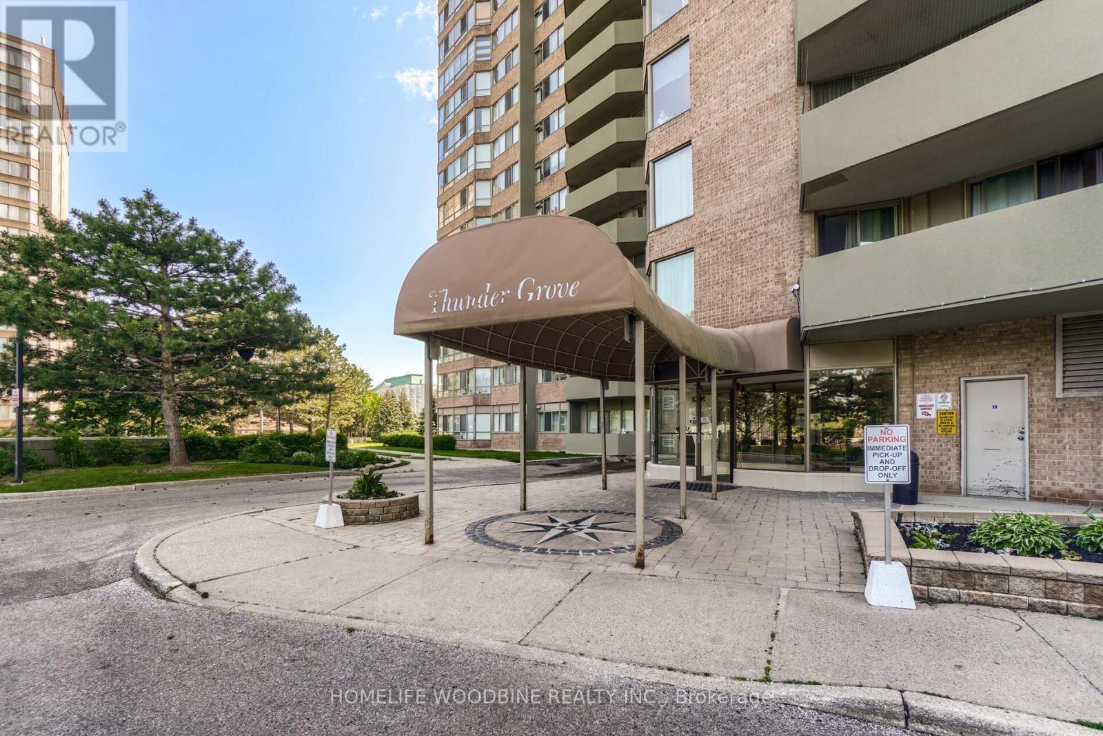 212 - 30 Thunder Grove, Toronto, Ontario  M1V 4A3 - Photo 2 - E12695082