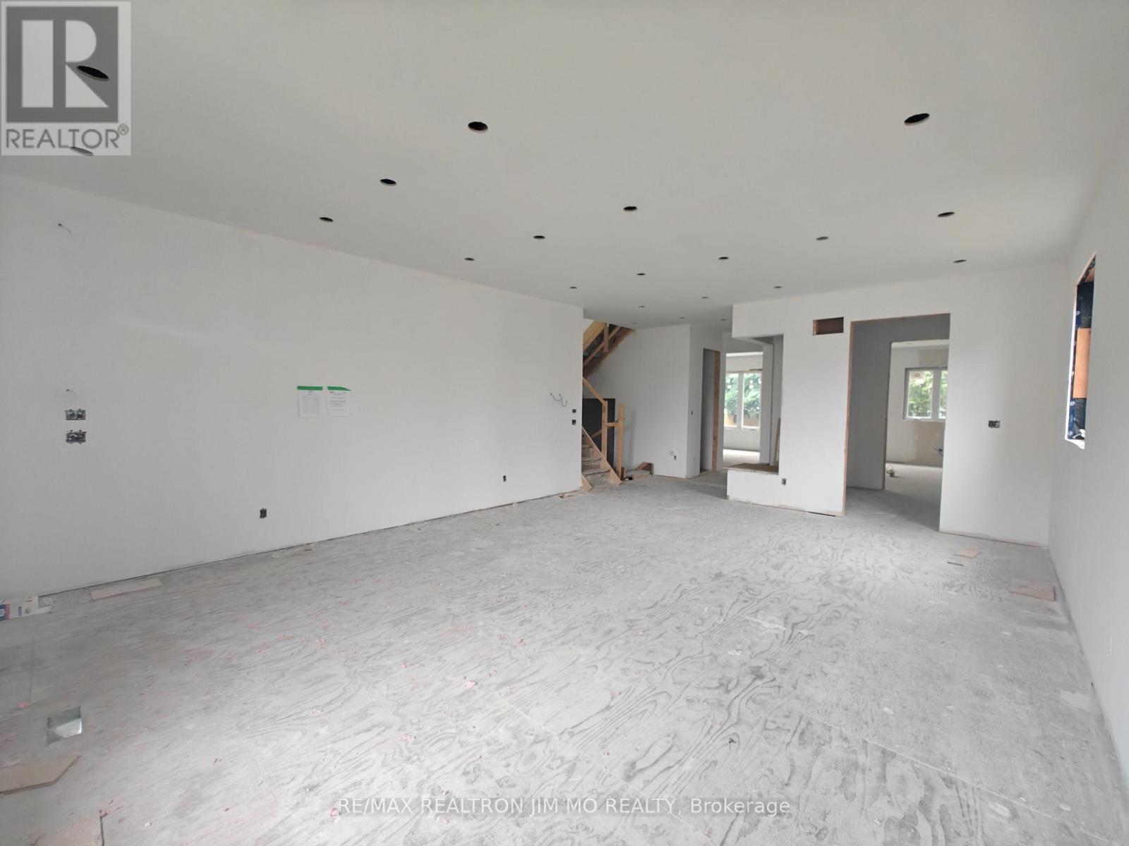 6 Cotton Avenue, Toronto, Ontario  M1K 1Z2 - Photo 3 - E12695094