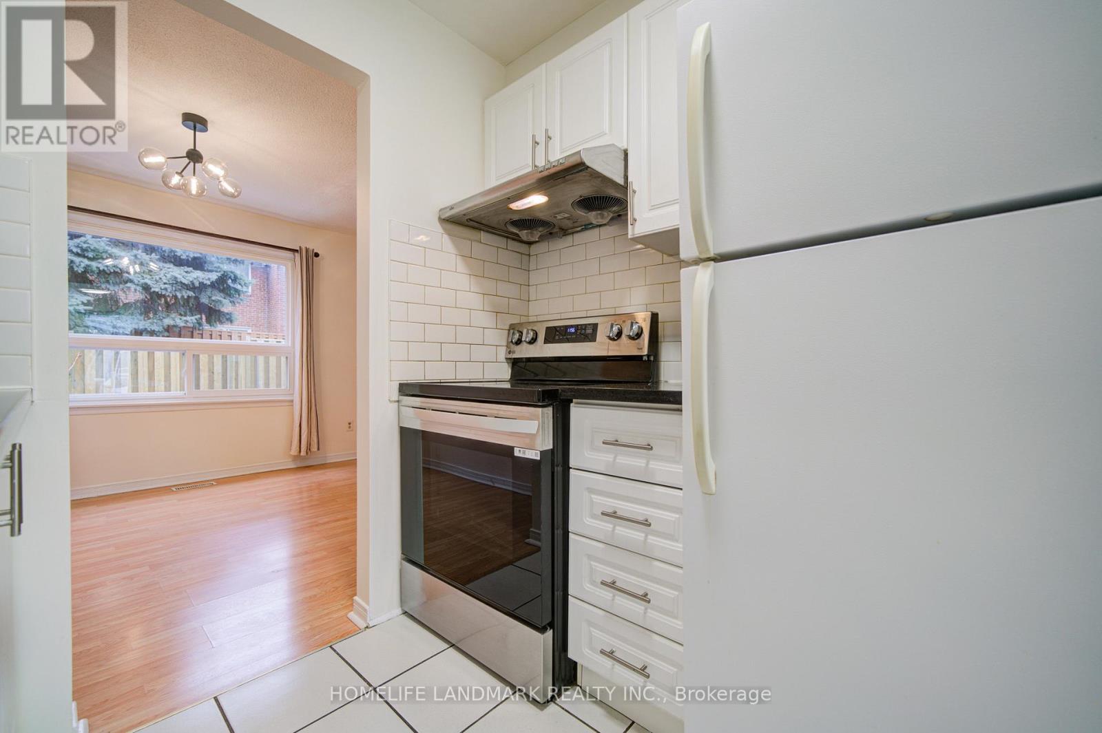 186 - 70 Cass Avenue, Toronto, Ontario  M1T 3P9 - Photo 11 - E12695142