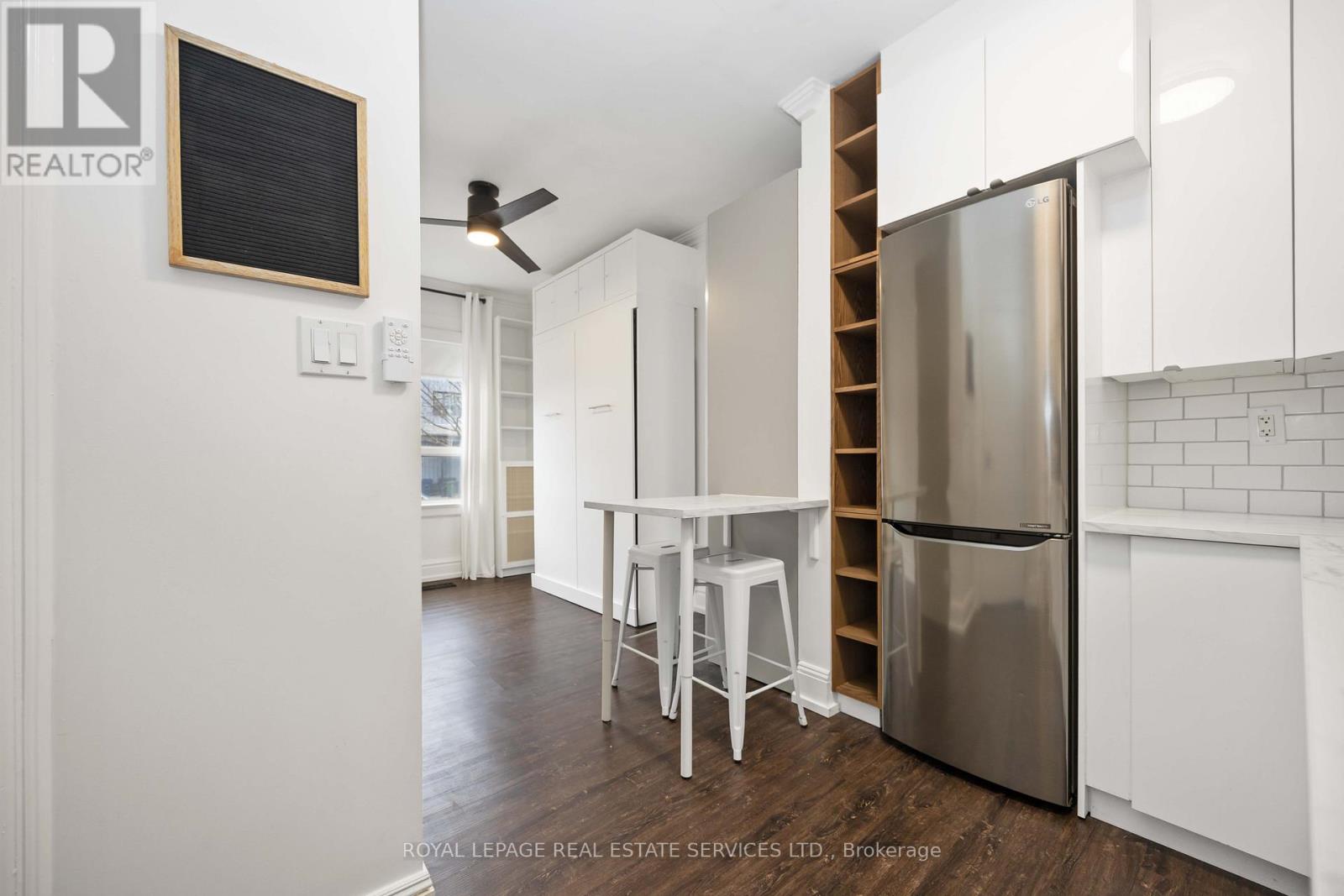 1 - 793 Pape Avenue, Toronto, Ontario  M4K 3T2 - Photo 14 - E12695278