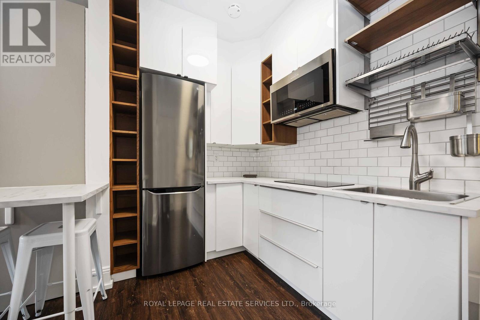 1 - 793 Pape Avenue, Toronto, Ontario  M4K 3T2 - Photo 17 - E12695278