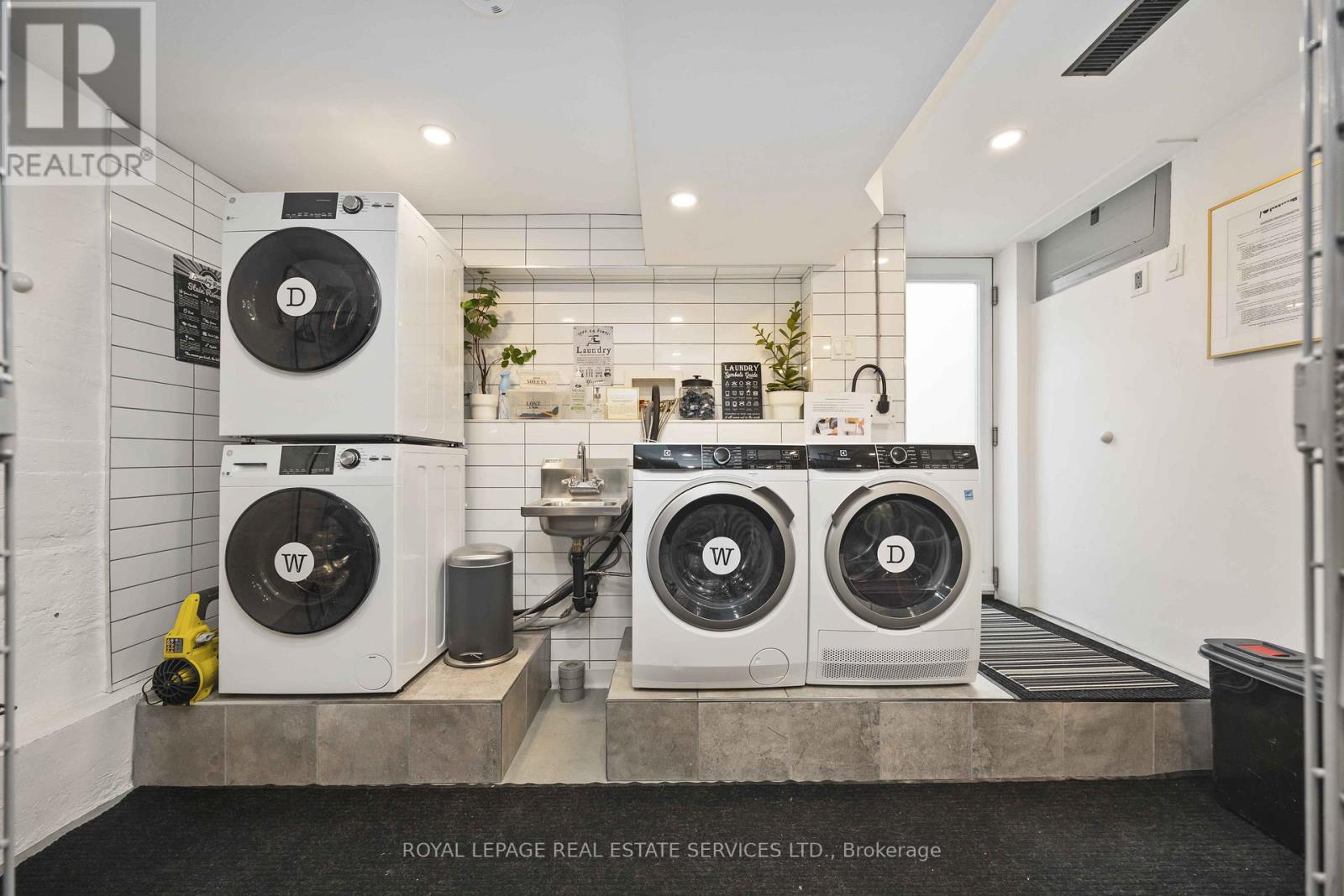 1 - 793 Pape Avenue, Toronto, Ontario  M4K 3T2 - Photo 22 - E12695278