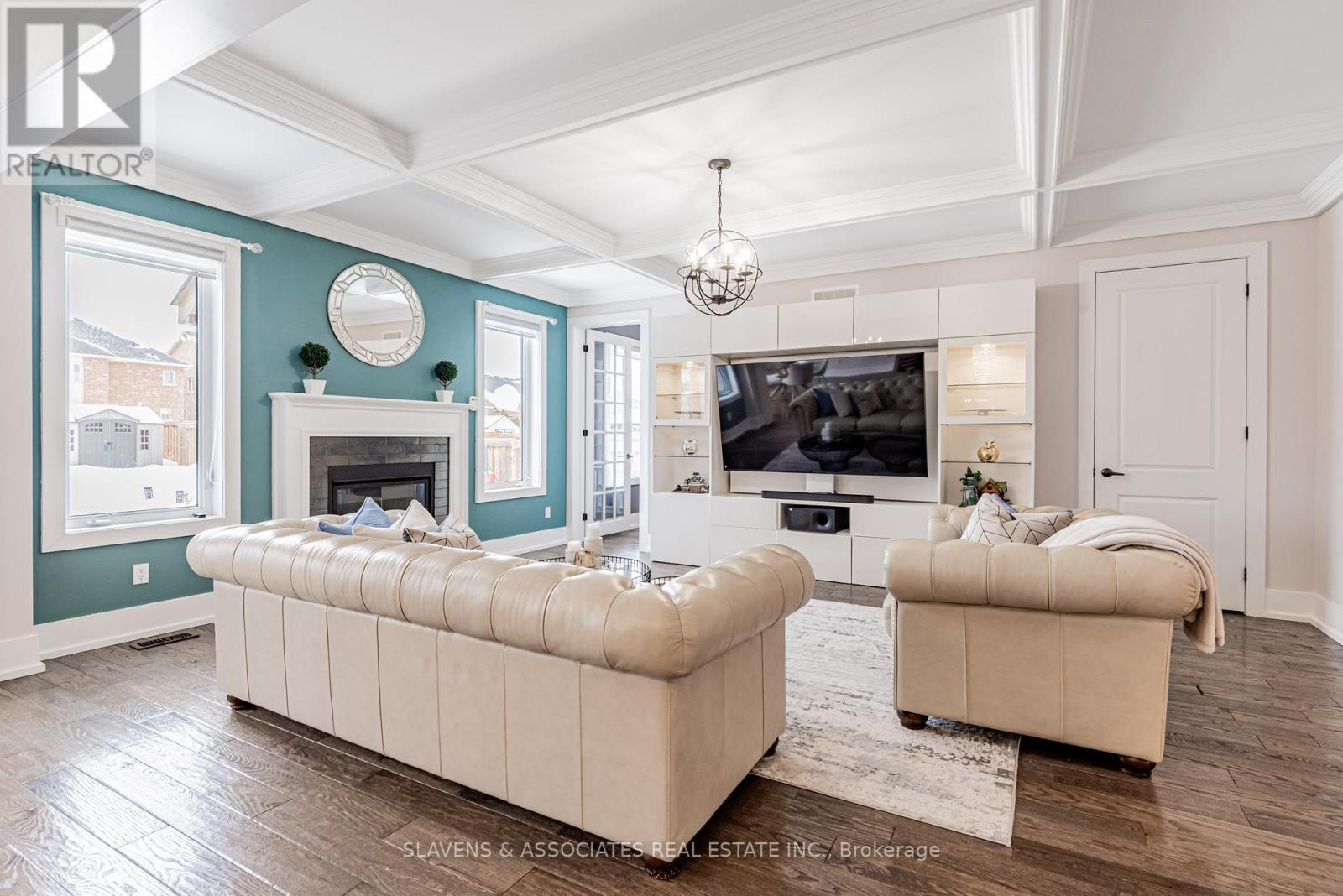 26 Marks Road, Springwater, Ontario  L9X 0S5 - Photo 17 - S12694752