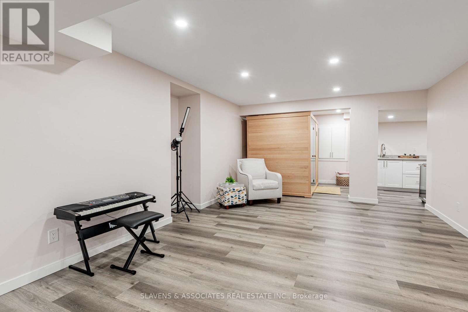 26 Marks Road, Springwater, Ontario  L9X 0S5 - Photo 36 - S12694752