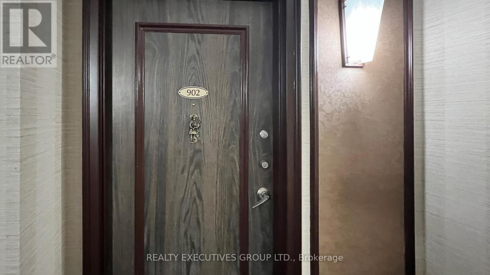 902 - 8111 Yonge Street, Markham, Ontario  L3T 4V9 - Photo 3 - N12694946