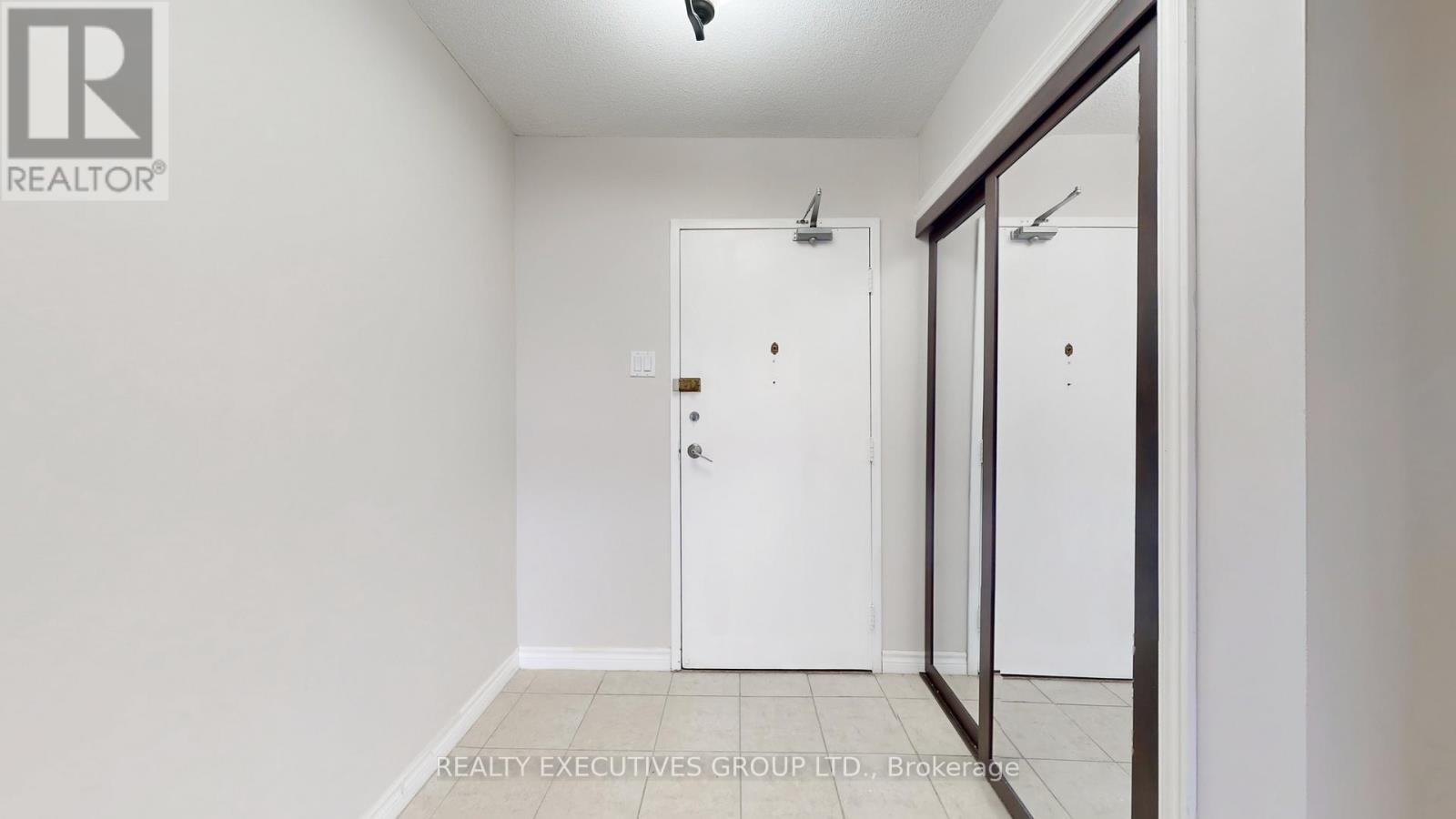 902 - 8111 Yonge Street, Markham, Ontario  L3T 4V9 - Photo 5 - N12694946