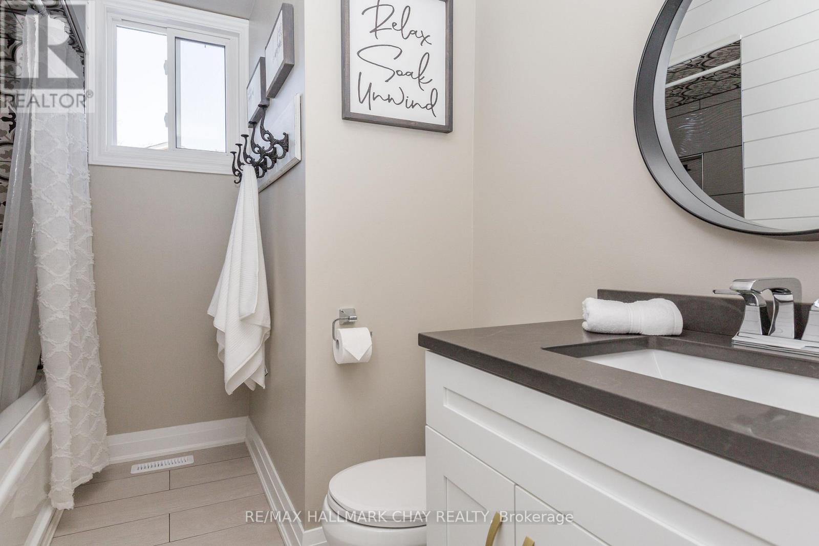 11 Heritage Road, Innisfil (Cookstown), Ontario  L0L 1L0 - Photo 18 - N12695068