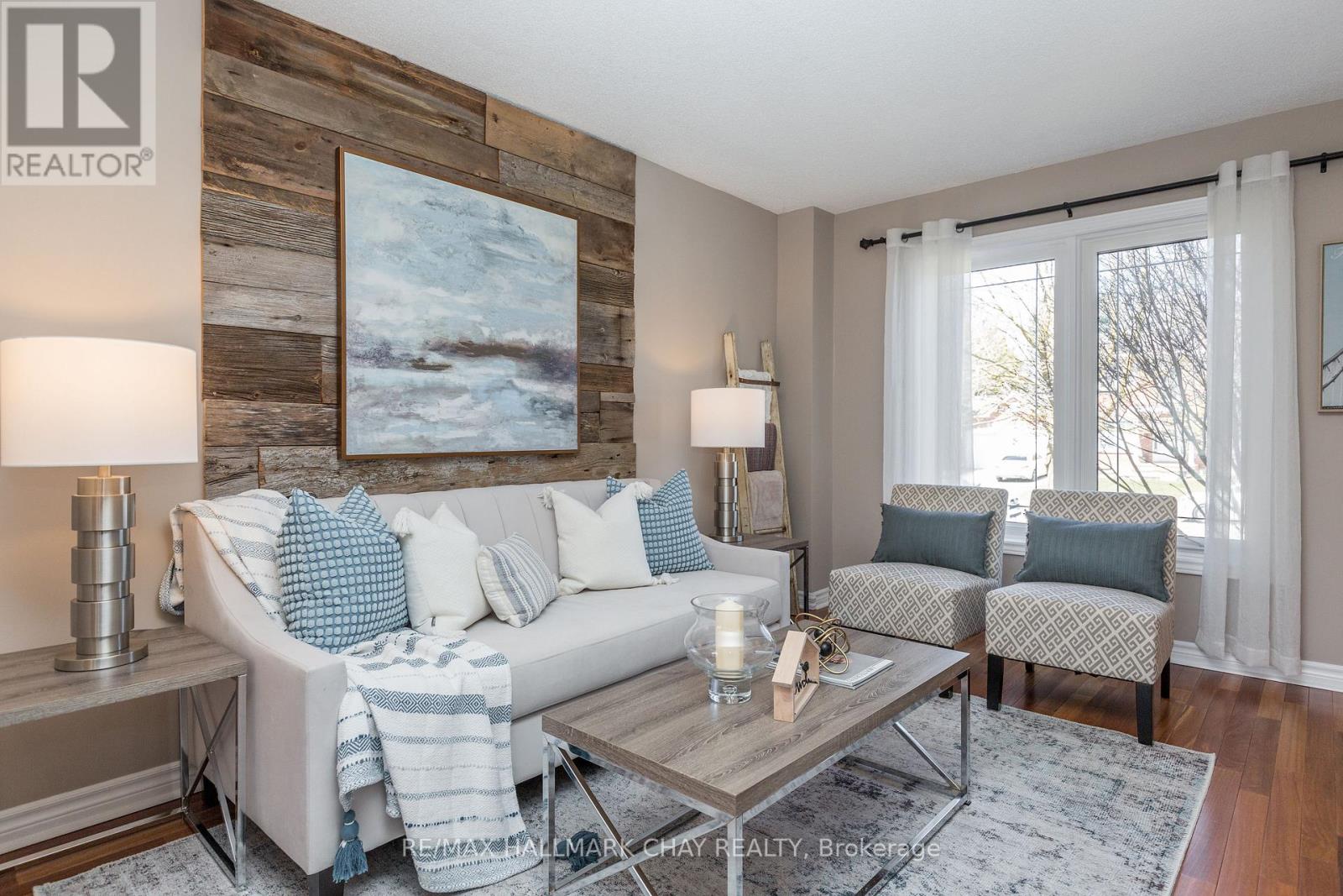 11 Heritage Road, Innisfil (Cookstown), Ontario  L0L 1L0 - Photo 4 - N12695068