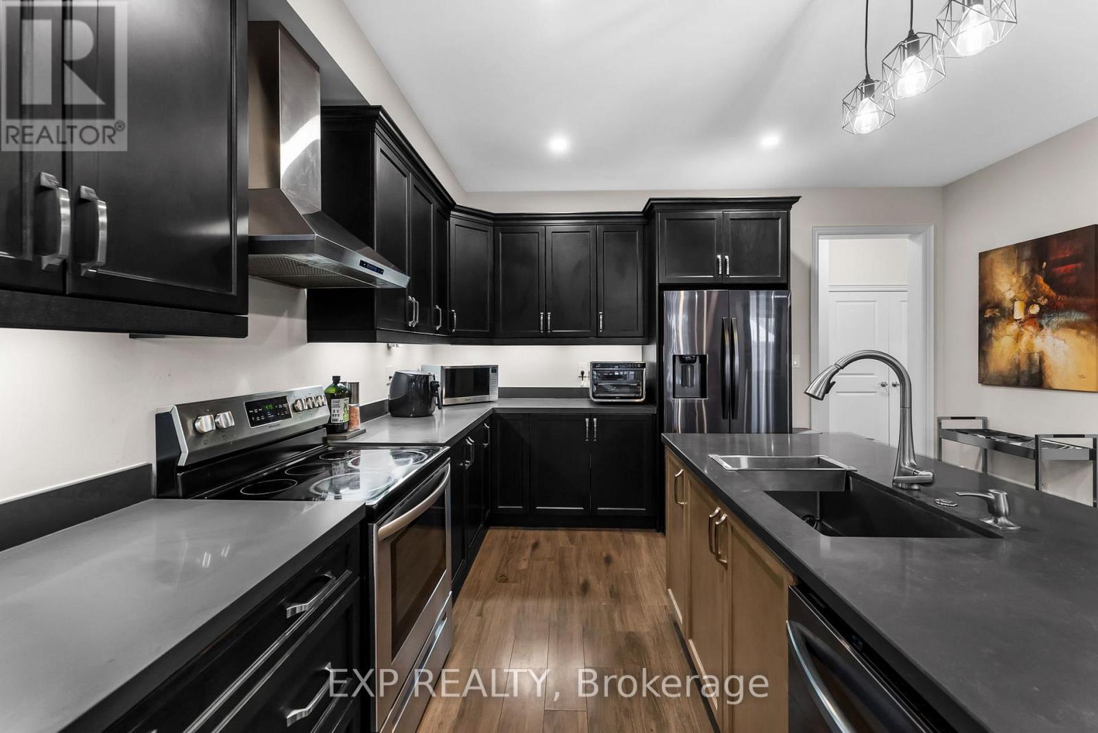 1951 Metro Road N, Georgina, Ontario  L0E 1L0 - Photo 14 - N12695092