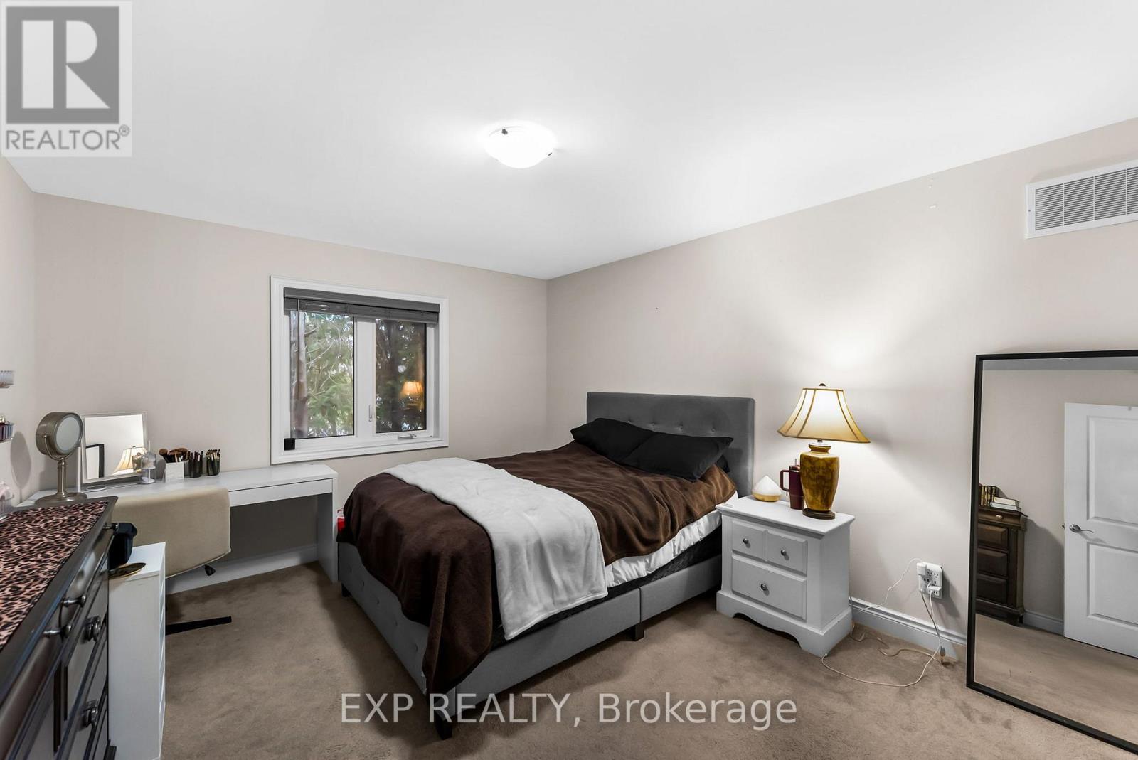 1951 Metro Road N, Georgina, Ontario  L0E 1L0 - Photo 25 - N12695092