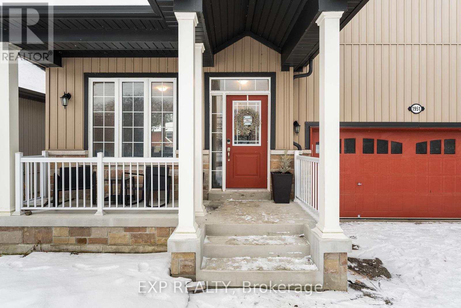 1951 Metro Road N, Georgina, Ontario  L0E 1L0 - Photo 4 - N12695092