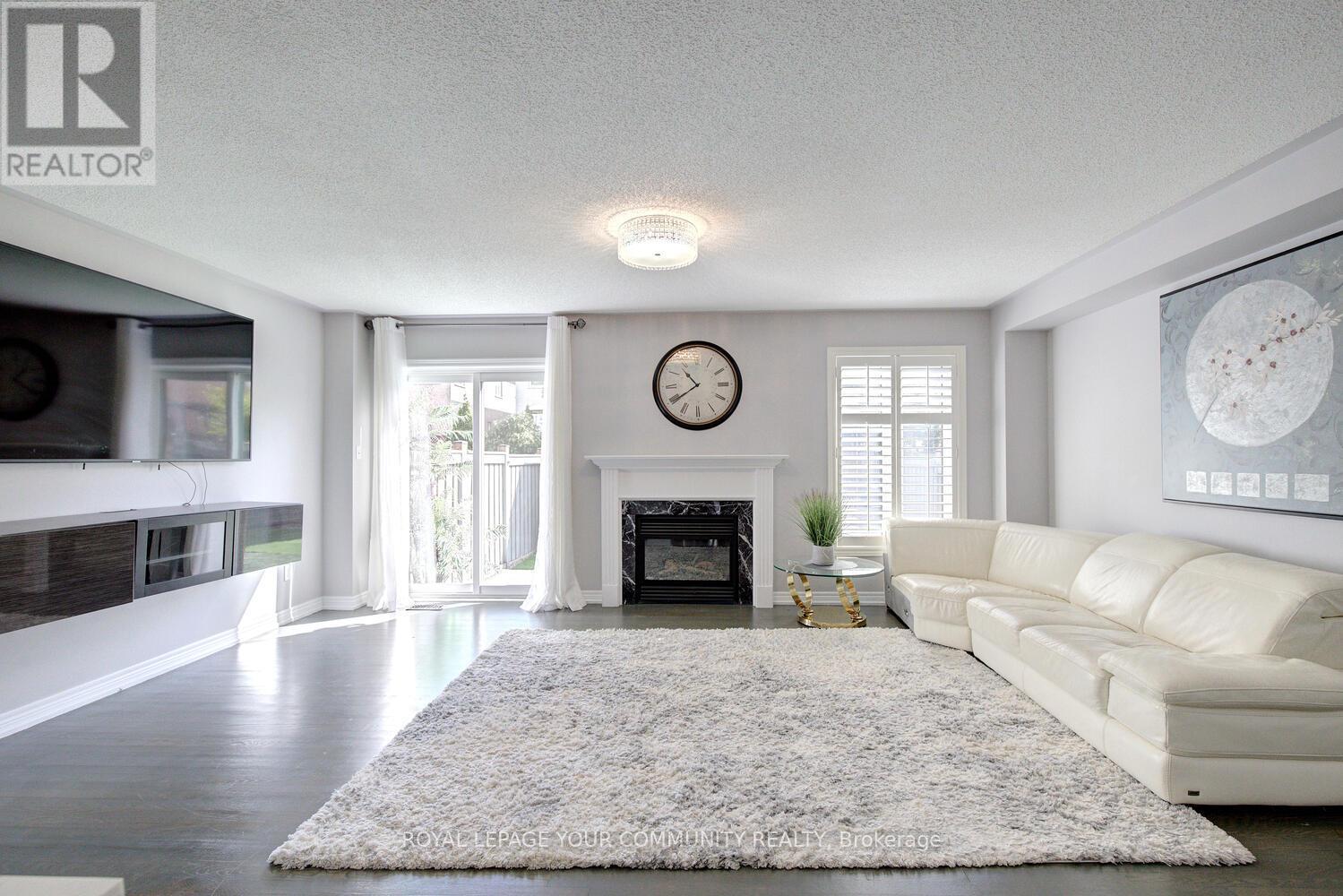 59 Kavala Street, Vaughan, Ontario  L6A 0P6 - Photo 18 - N12695118