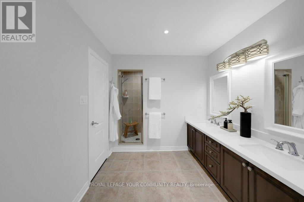 373 Gilpin Drive, Newmarket, Ontario  L3X 3H2 - Photo 21 - N12695156