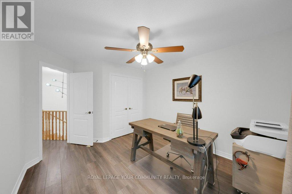 373 Gilpin Drive, Newmarket, Ontario  L3X 3H2 - Photo 22 - N12695156