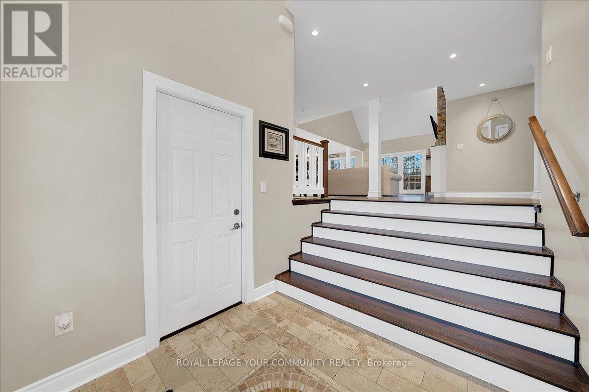 2600 Leonard Street, Innisfil, Ontario  L9S 3T9 - Photo 7 - N12695288