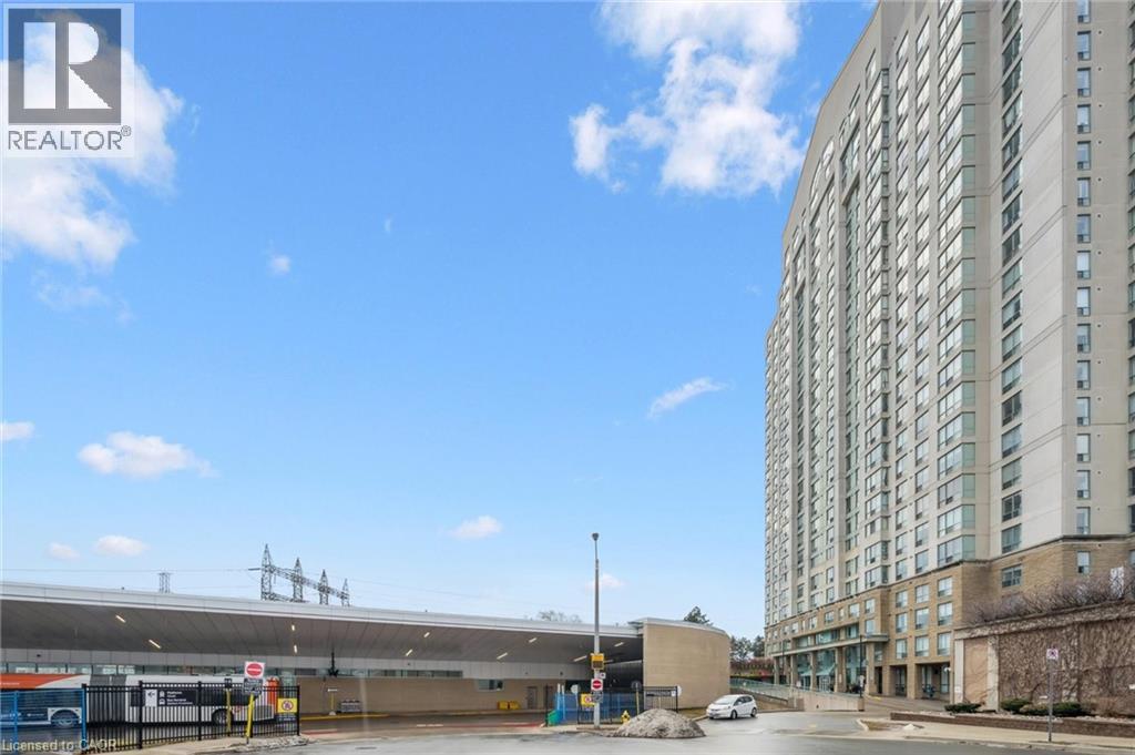 101 Subway Crescent Unit# 1709, Toronto, Ontario  M9B 6K4 - Photo 2 - 40798342