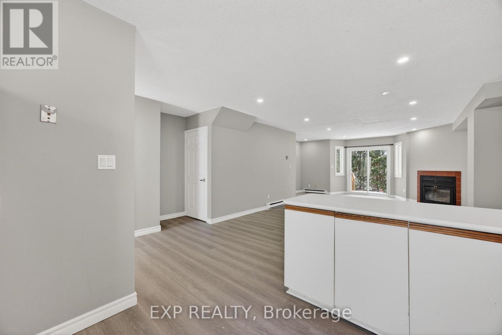 9 - 15 Watts Crescent, Collingwood, Ontario  L9Y 4S6 - Photo 7 - S12695132