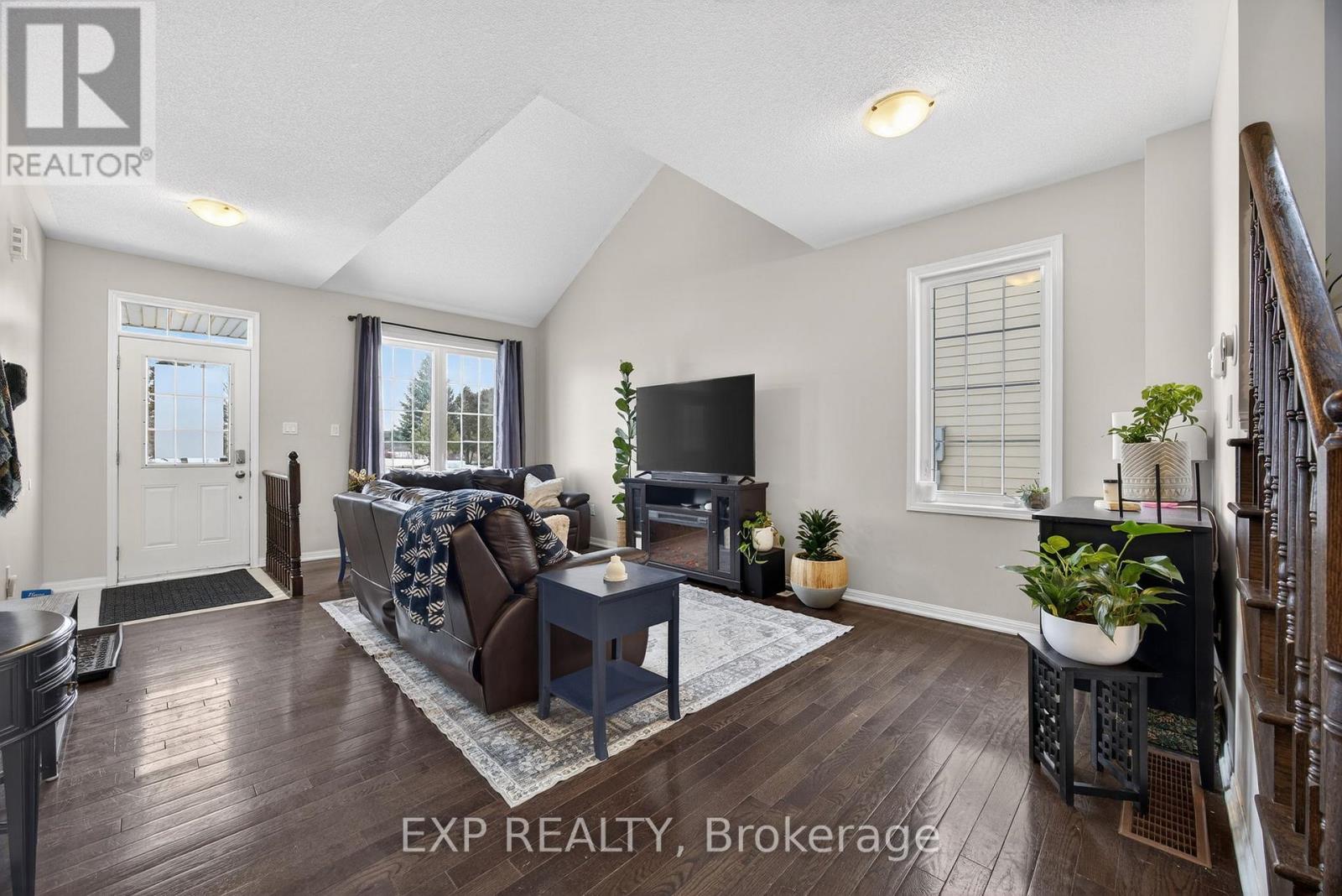 4 - 24 Providence Way, Wasaga Beach, Ontario  L9Z 0G3 - Photo 11 - S12695286