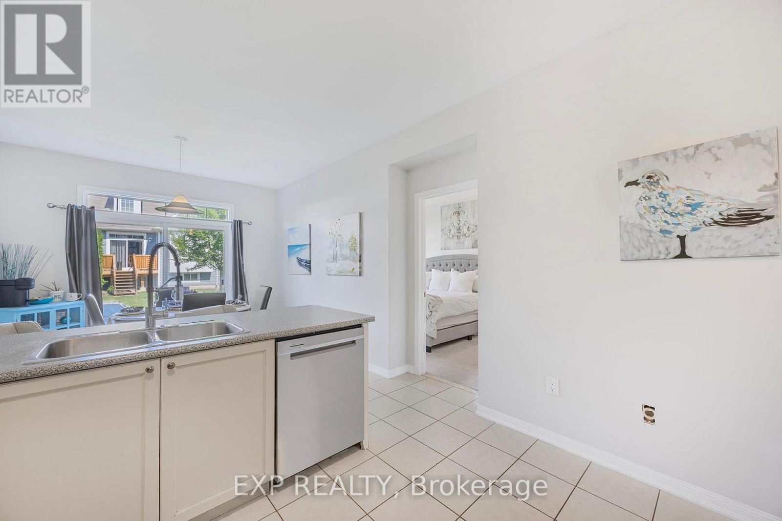 4 - 24 Providence Way, Wasaga Beach, Ontario  L9Z 0G3 - Photo 17 - S12695286