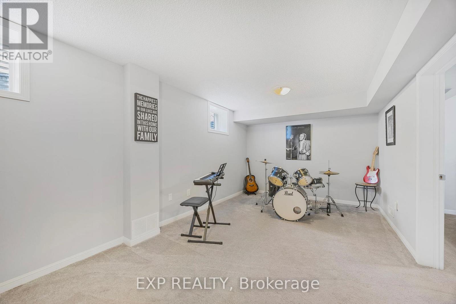 4 - 24 Providence Way, Wasaga Beach, Ontario  L9Z 0G3 - Photo 36 - S12695286