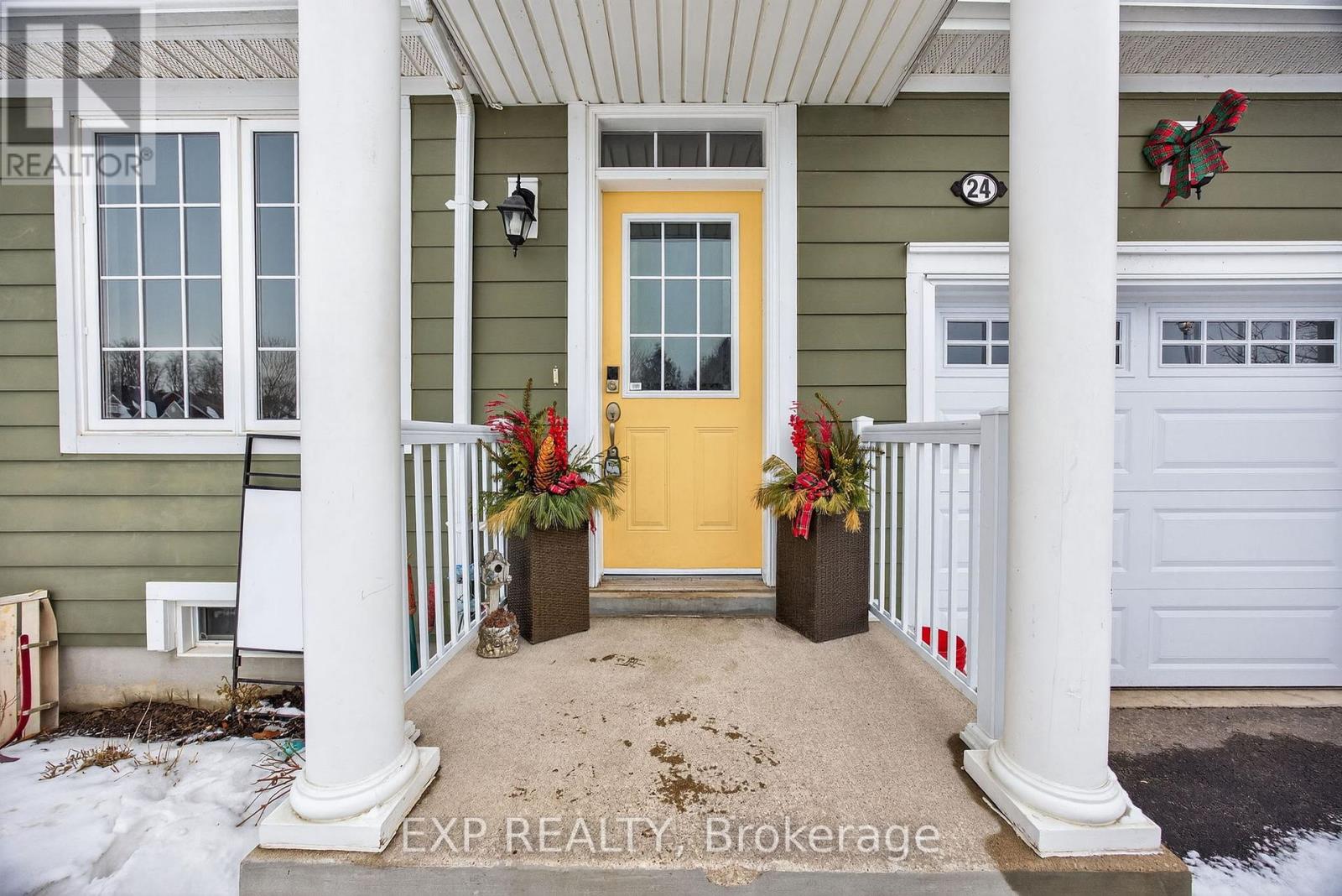 4 - 24 Providence Way, Wasaga Beach, Ontario  L9Z 0G3 - Photo 4 - S12695286