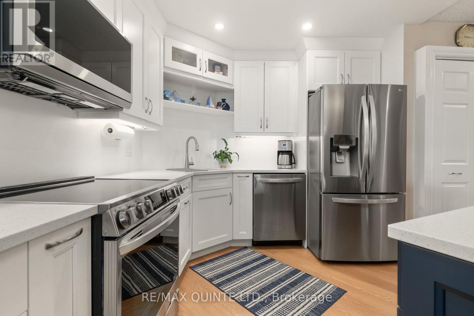 807 - 2 South Front Street, Belleville, Ontario  K8N 5K7 - Photo 12 - X12695404