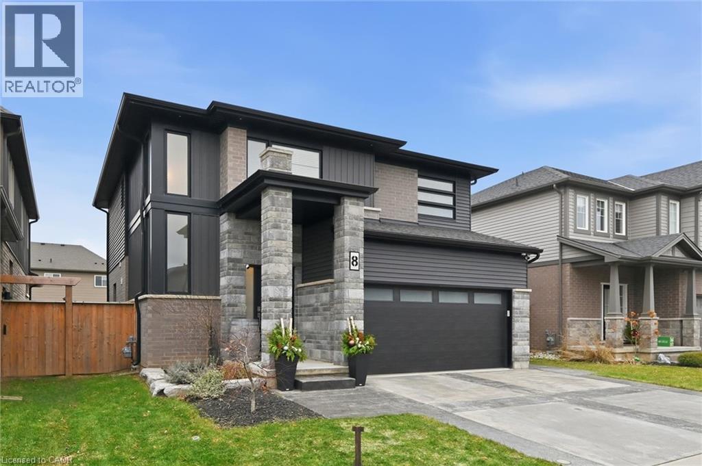 8 Myrtle Street, Fonthill, Ontario  L0S 1E6 - Photo 3 - 40797793