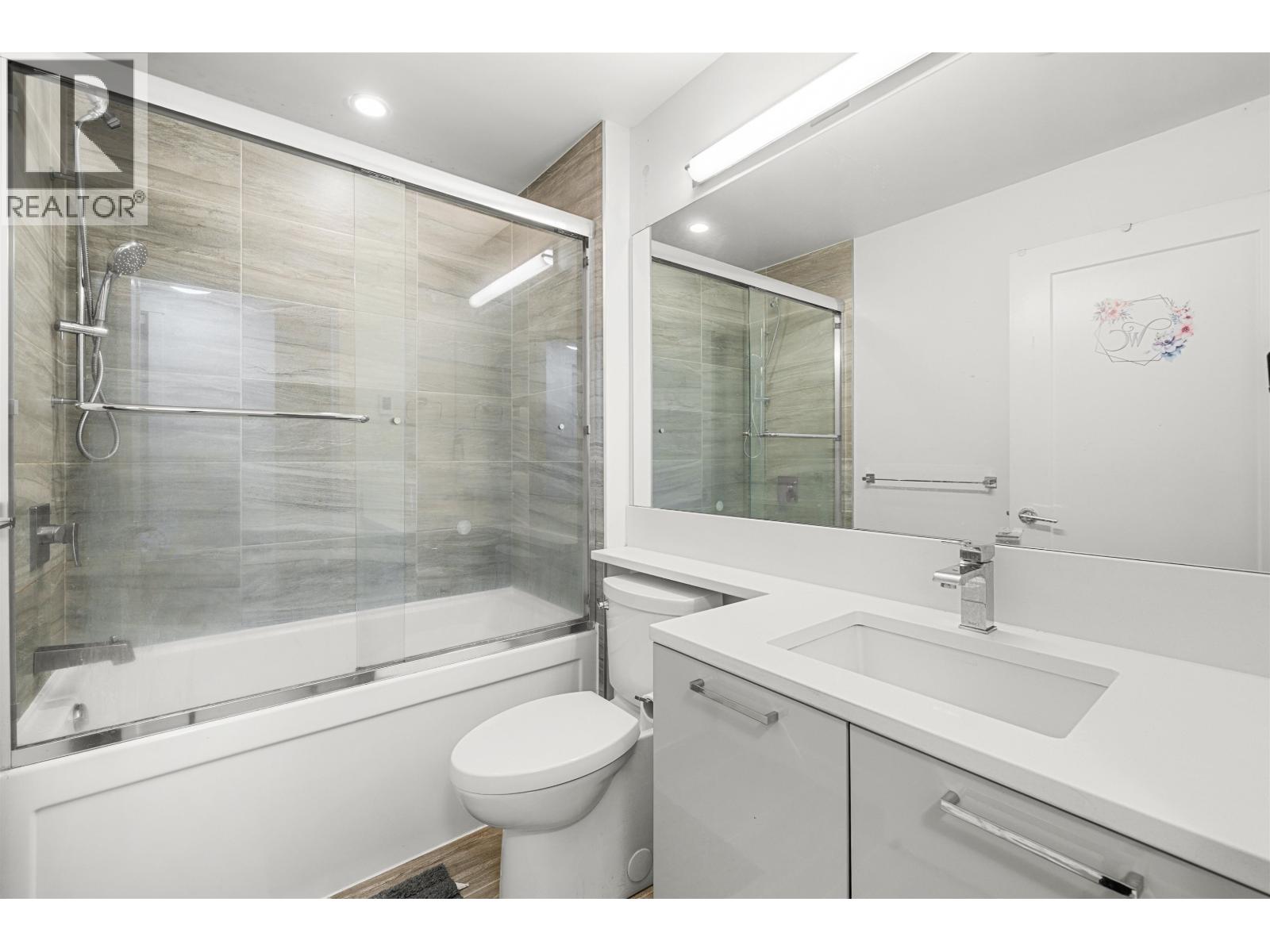 2745 Ward Street, Vancouver, British Columbia  V5R 4S7 - Photo 12 - R3079032