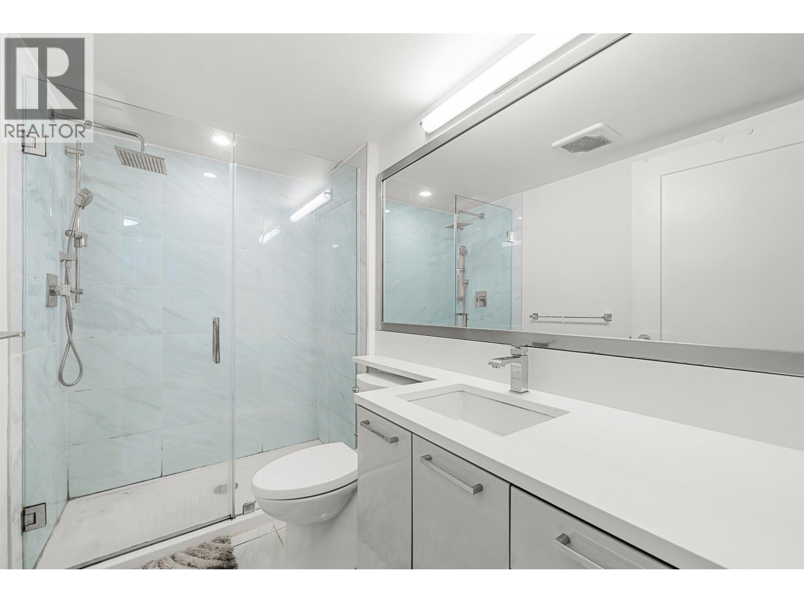 2745 Ward Street, Vancouver, British Columbia  V5R 4S7 - Photo 13 - R3079032