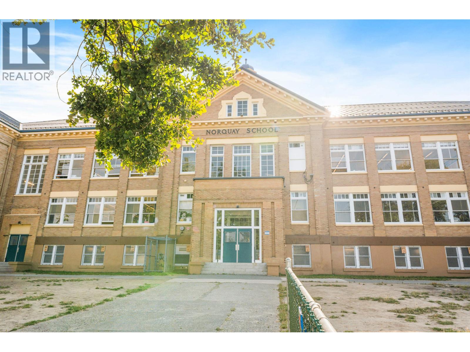 2745 Ward Street, Vancouver, British Columbia  V5R 4S7 - Photo 21 - R3079032