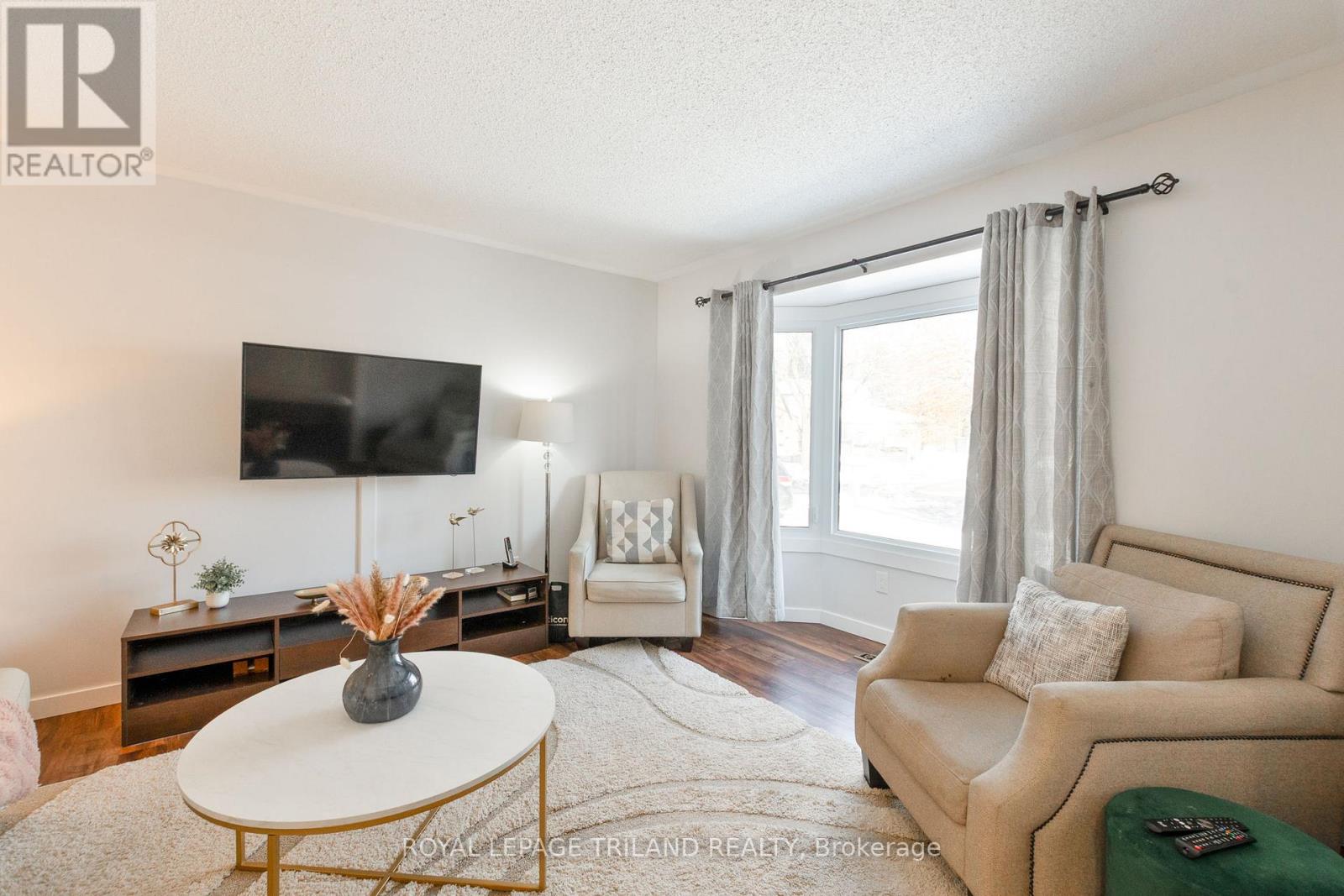 42 Benedict Court, London East, Ontario  N5Y 5H6 - Photo 5 - X12695324