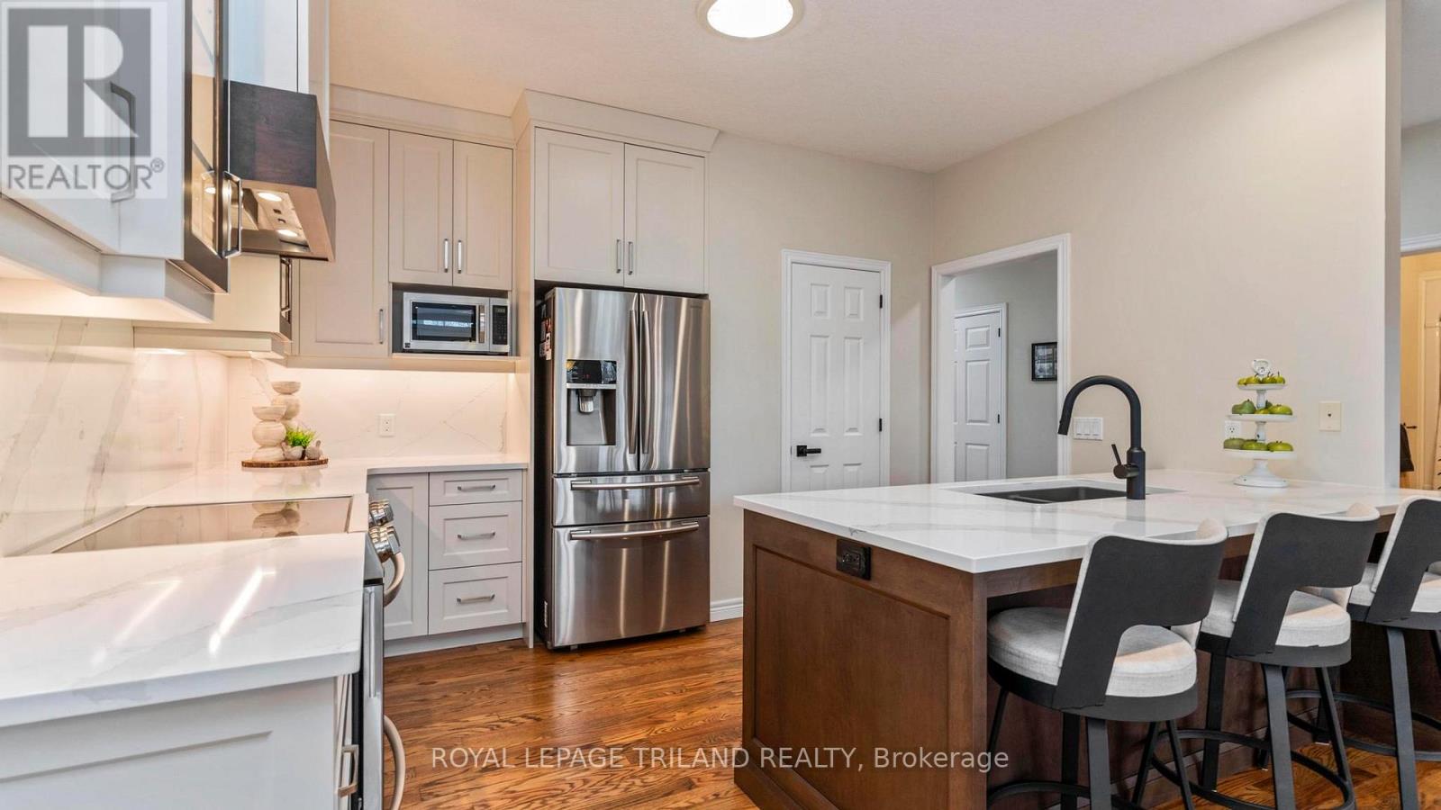 29 Warbler Heights, St. Thomas, Ontario  N5R 6J5 - Photo 8 - X12695330