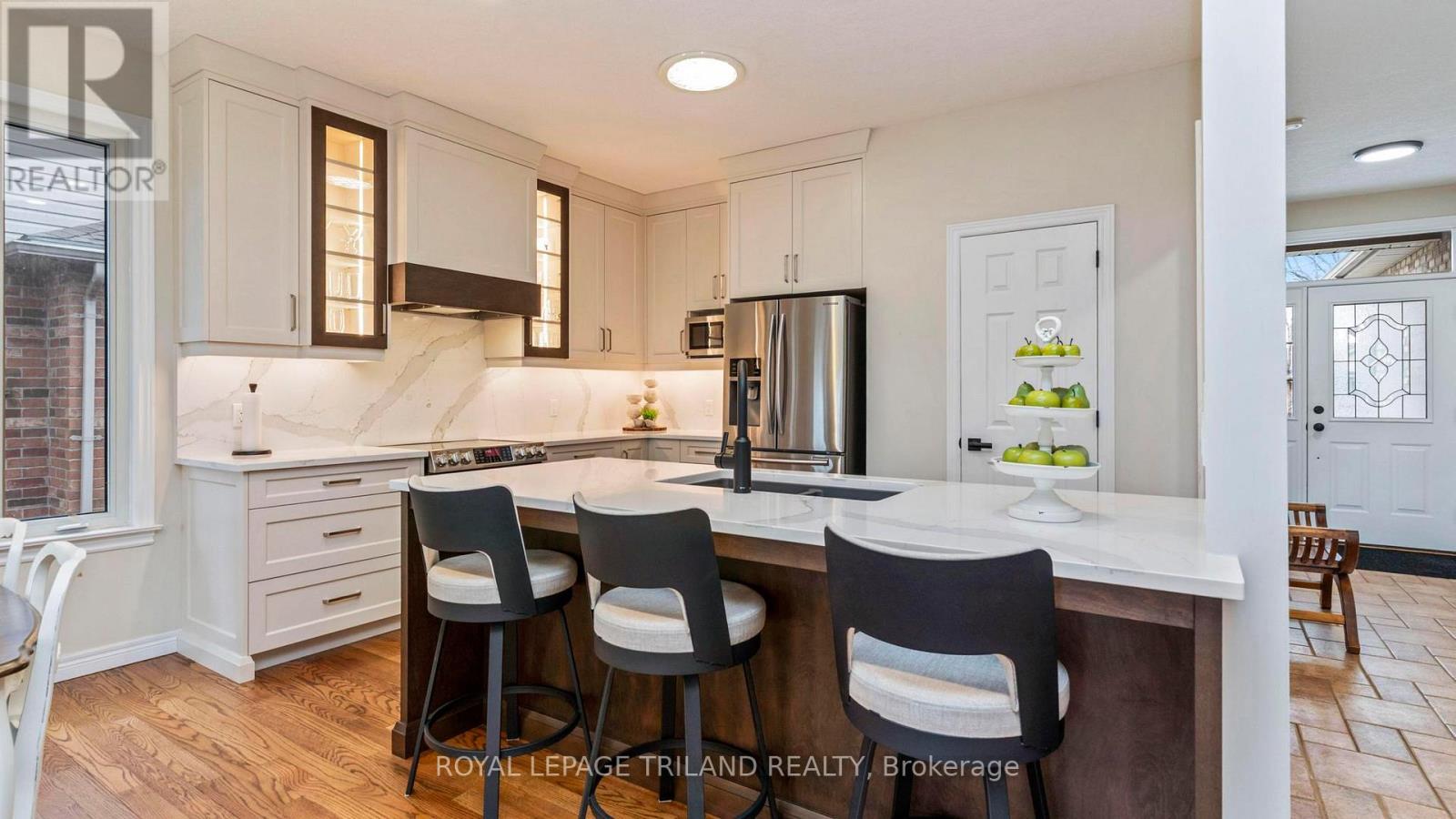 29 Warbler Heights, St. Thomas, Ontario  N5R 6J5 - Photo 9 - X12695330