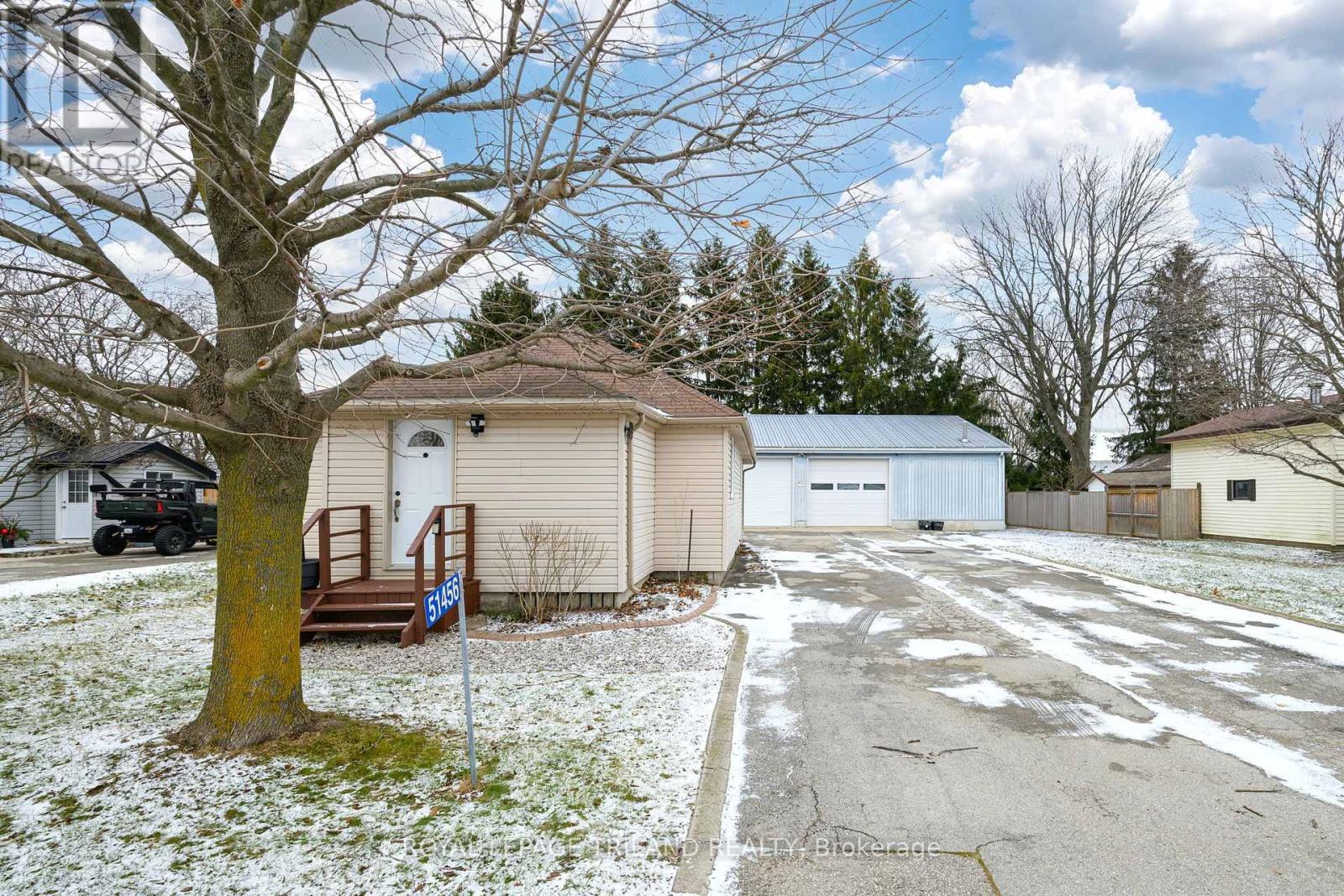 51456 Pressey Line, Malahide, Ontario  N0L 2J0 - Photo 2 - X12695368