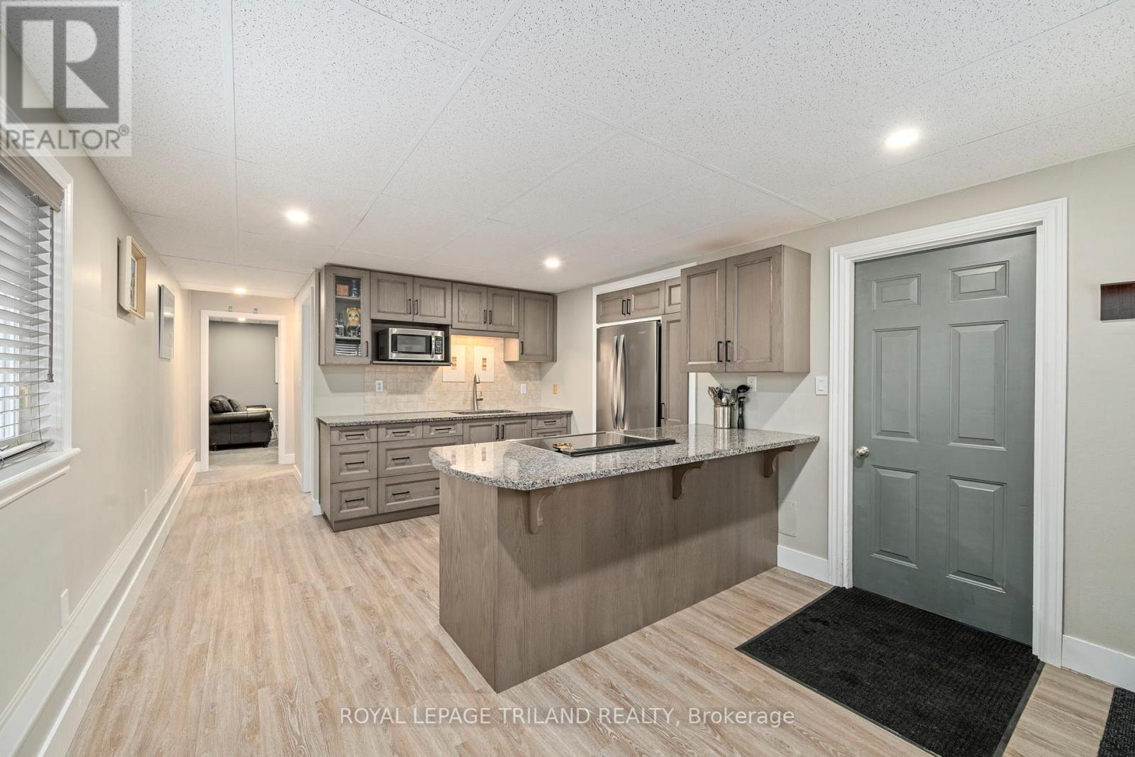 51456 Pressey Line, Malahide, Ontario  N0L 2J0 - Photo 9 - X12695368