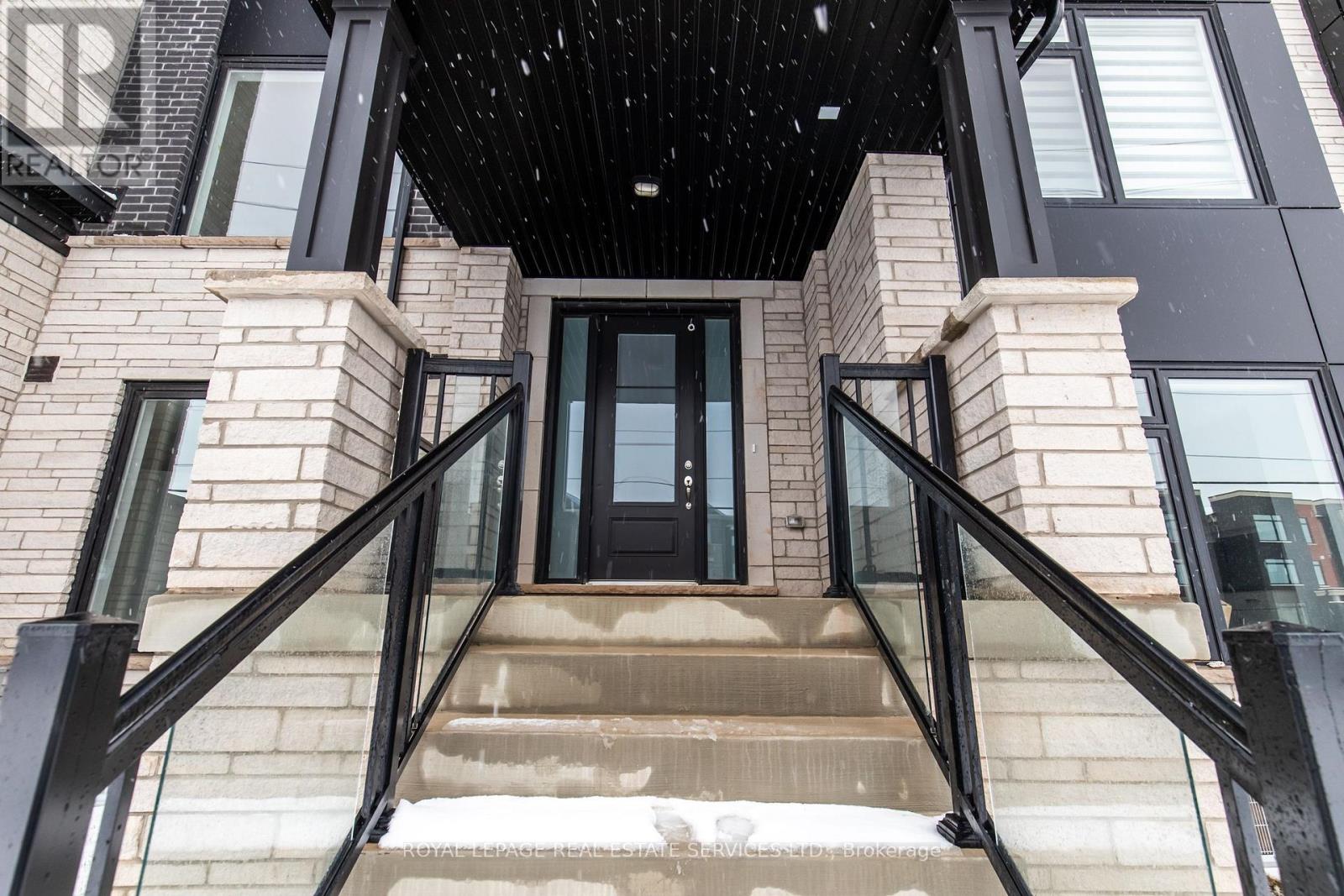 Unit A - 3195 Sixth Line, Oakville, Ontario  L6H 0V8 - Photo 4 - W12694954