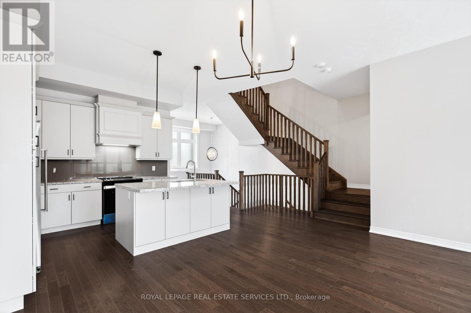 Unit A - 3195 Sixth Line, Oakville, Ontario  L6H 0V8 - Photo 7 - W12694954