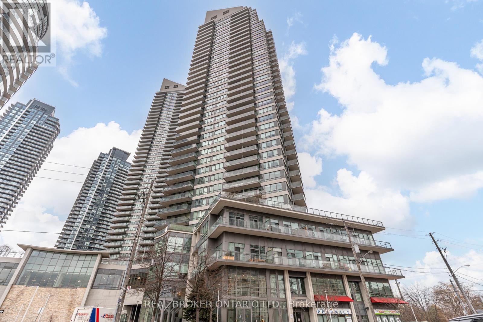 702 - 2240 LAKESHORE BOULEVARD W, Toronto, Ontario