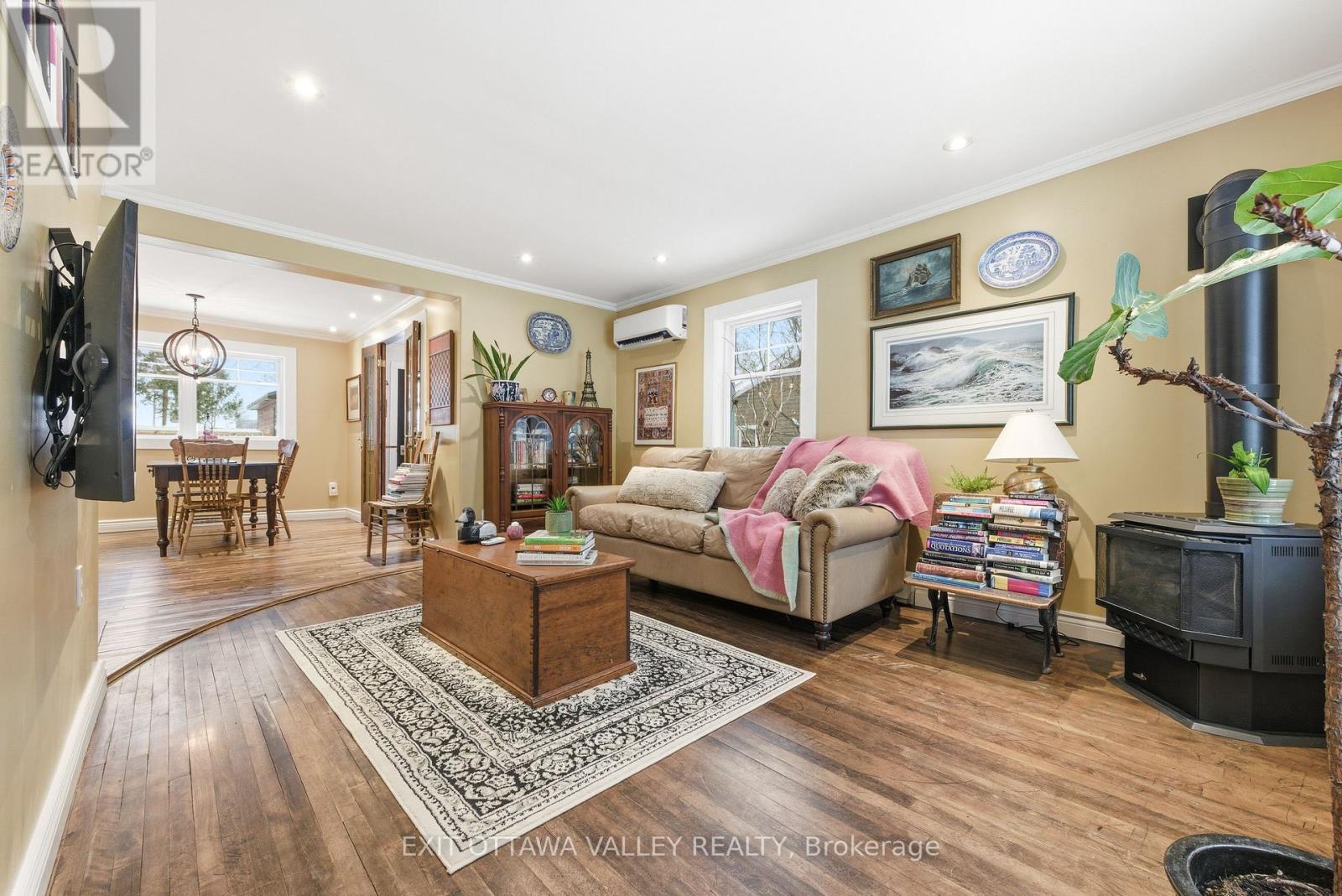 15 Spruce Crescent, Deep River, Ontario  K0J 1P0 - Photo 15 - X12695400