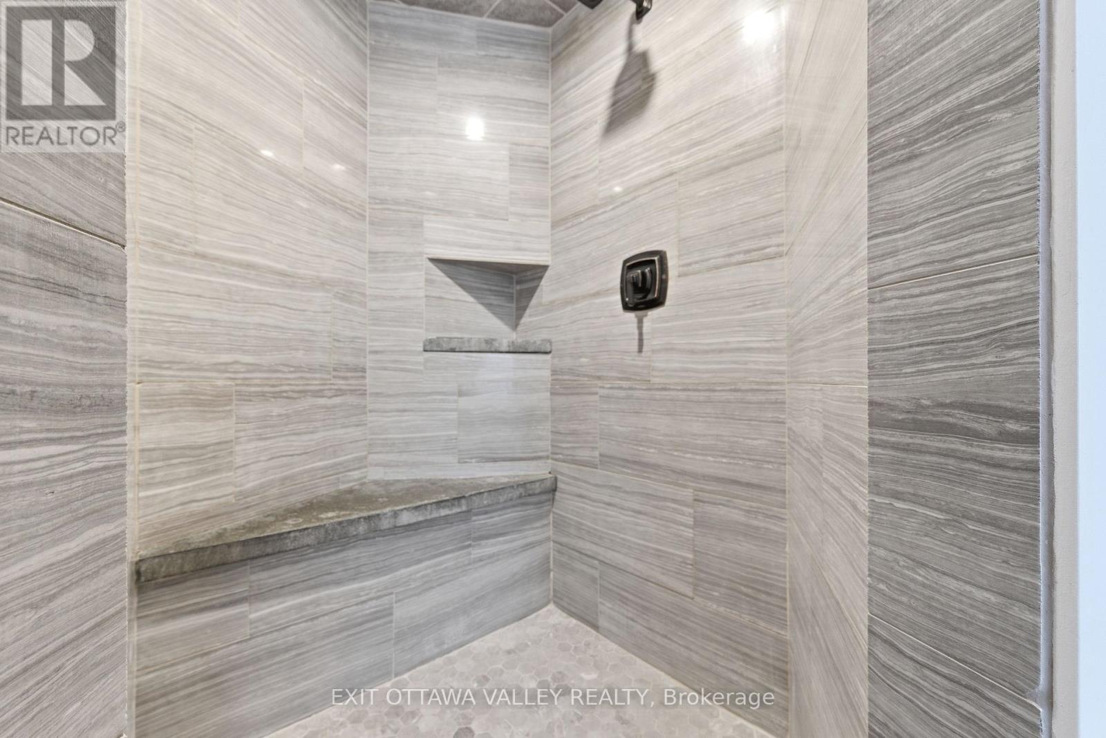 15 Spruce Crescent, Deep River, Ontario  K0J 1P0 - Photo 28 - X12695400