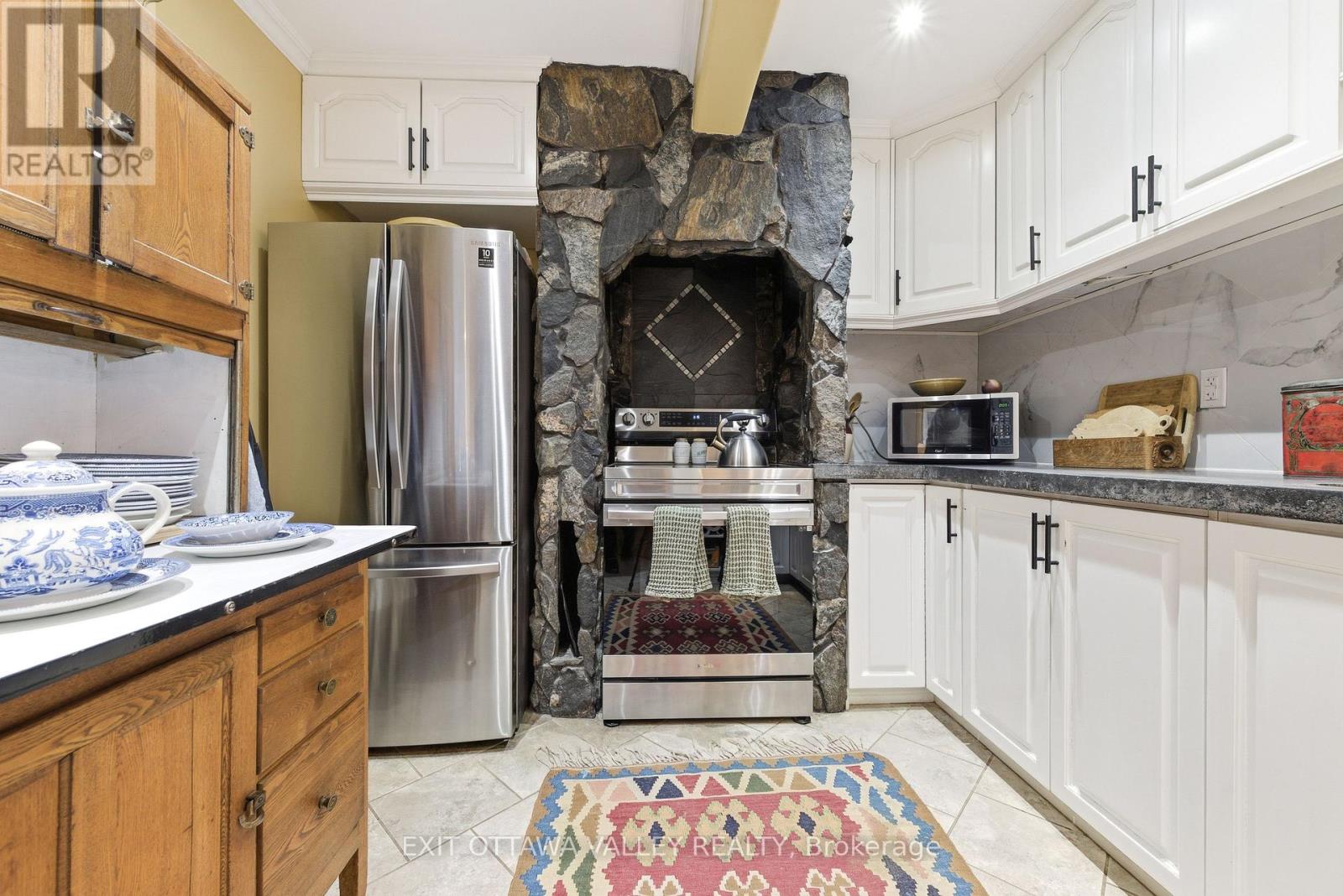 15 Spruce Crescent, Deep River, Ontario  K0J 1P0 - Photo 9 - X12695400