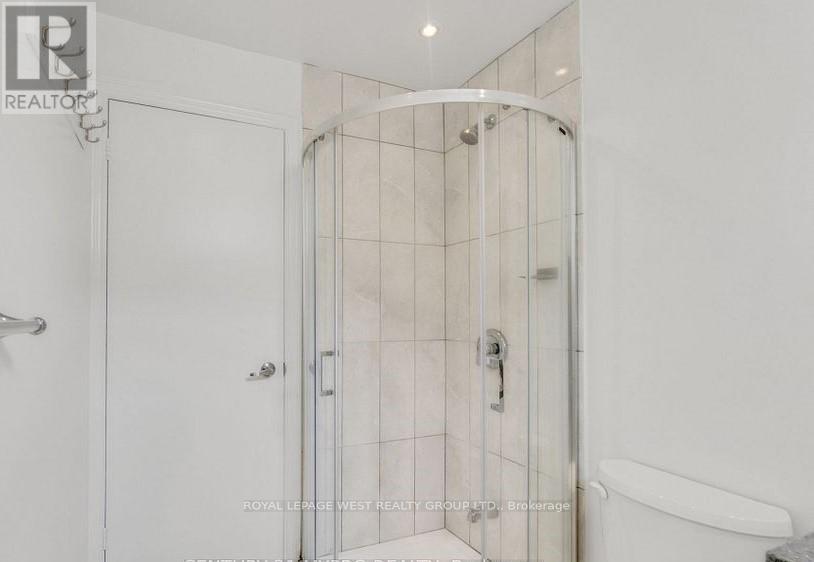 Lower - 1294 Forest Hill, Oakville, Ontario  L6H 2S4 - Photo 5 - W12695012