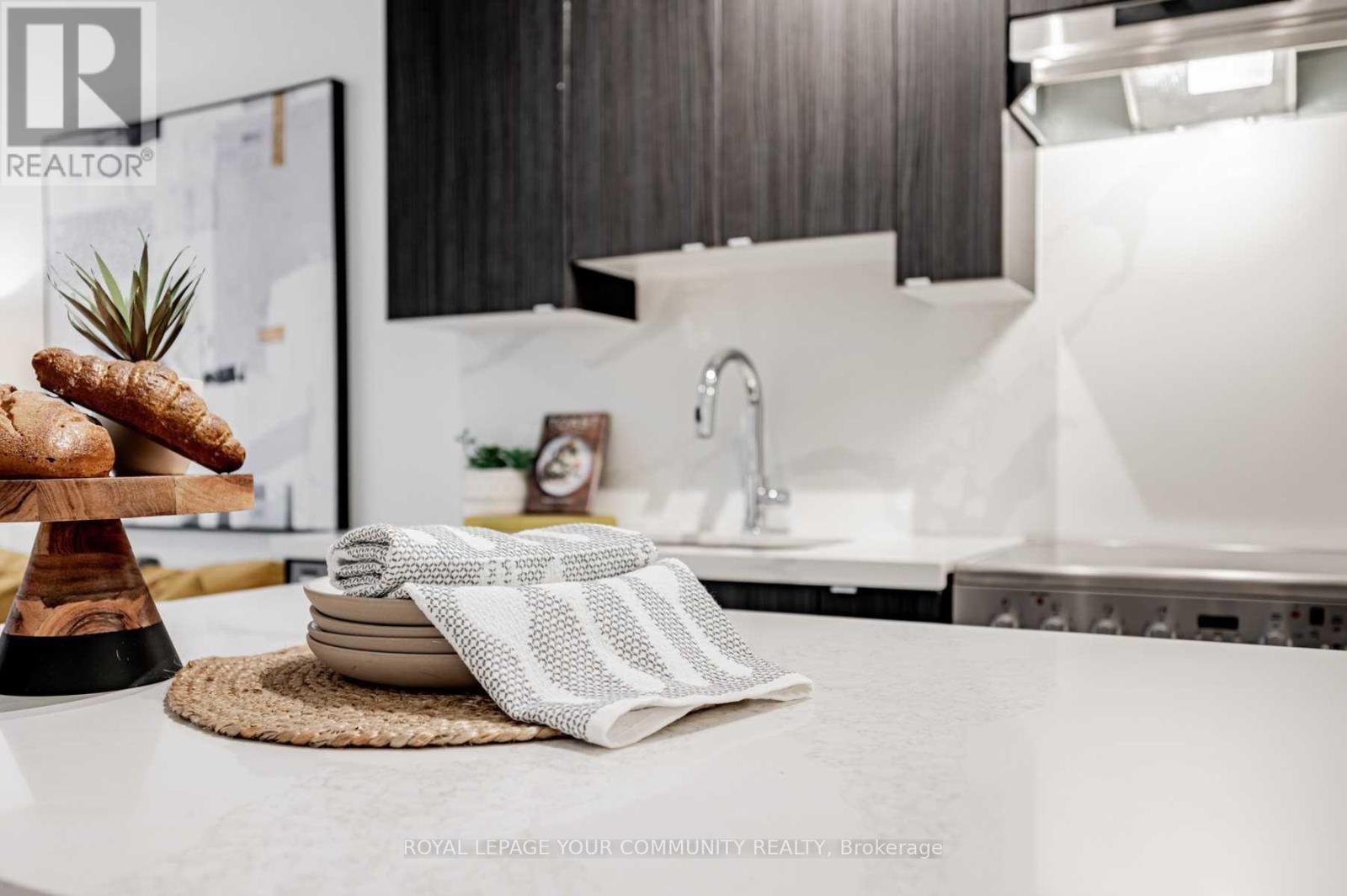 111 - 408 Browns Line, Toronto, Ontario  M8W 0C3 - Photo 15 - W12695042